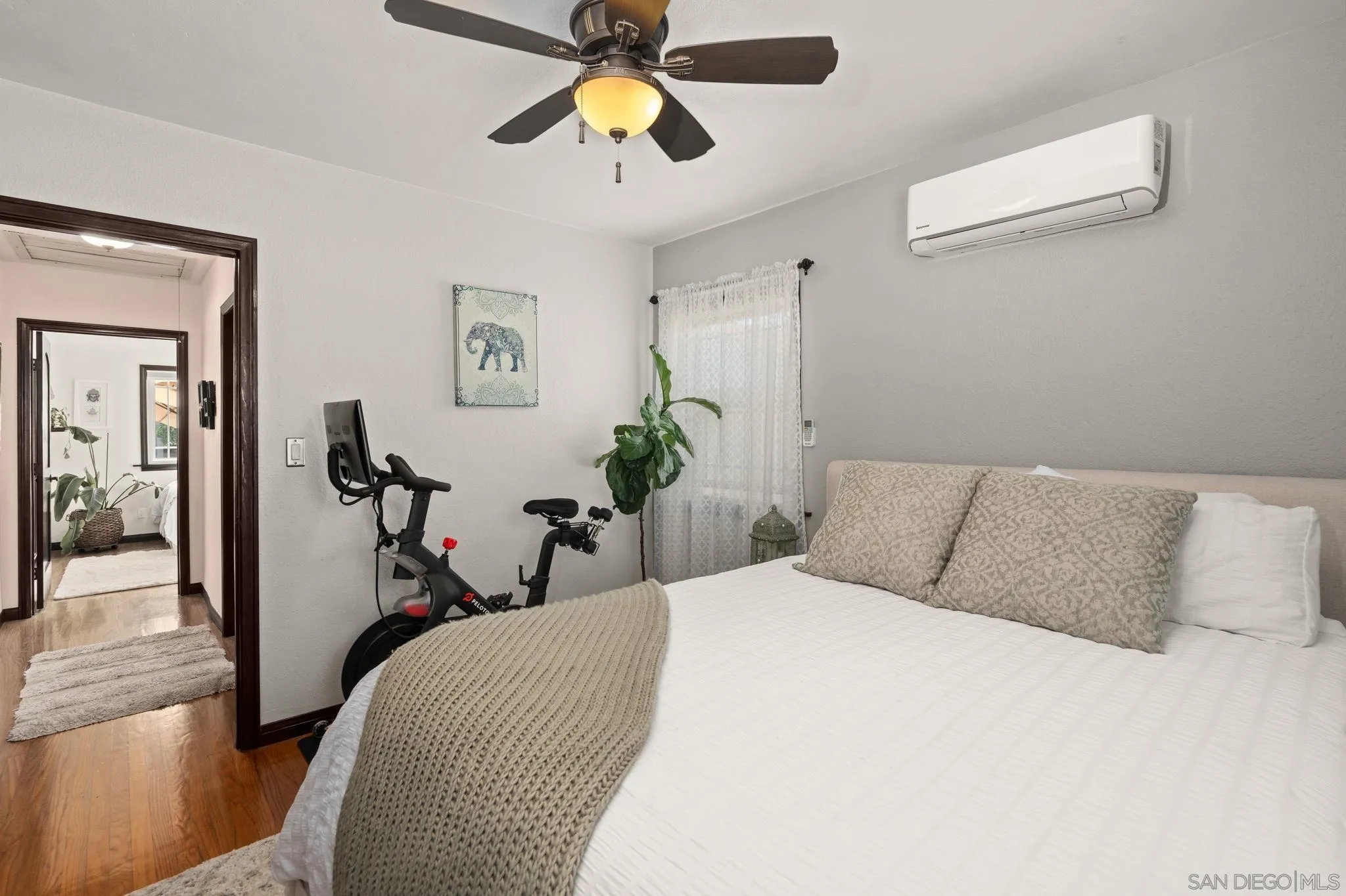 https://cdn.realtyfeed.com/cdn/127/260018454/7575da1fdc4269b42baab8002f48d8c5.webp
