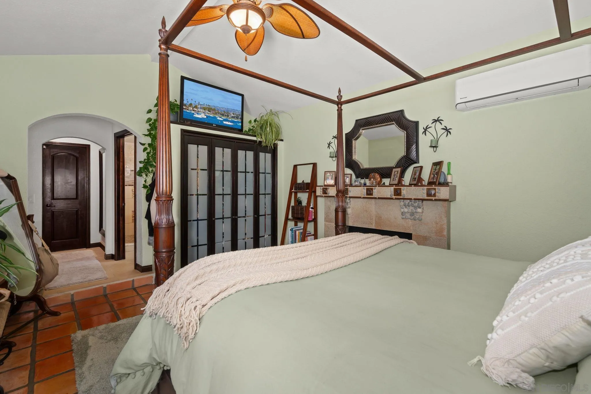 https://cdn.realtyfeed.com/cdn/127/260018454/a17c71e608b76c709e289fe85715e942.webp