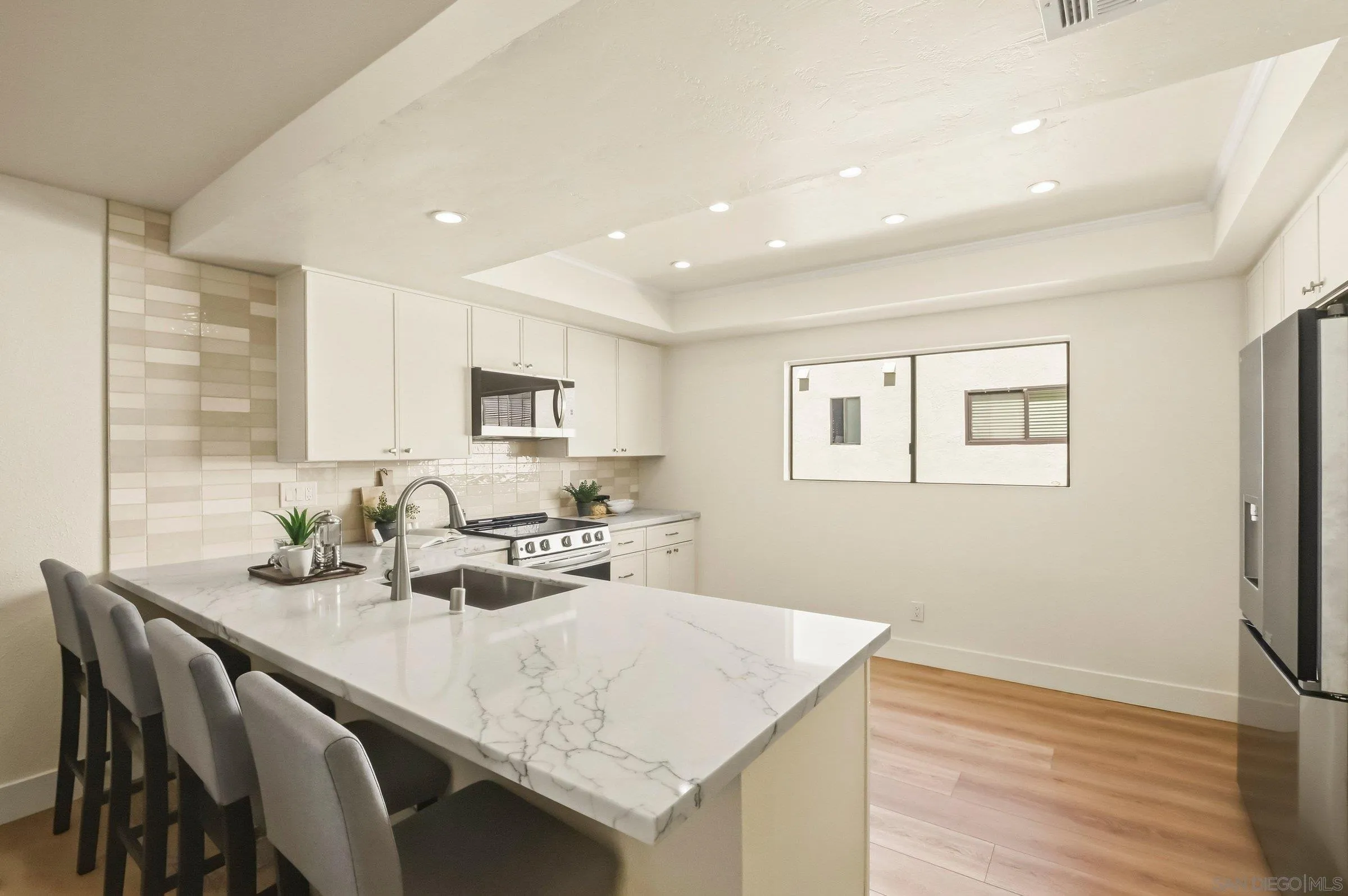 Photo #7: 260018463 Listing: Photo #7