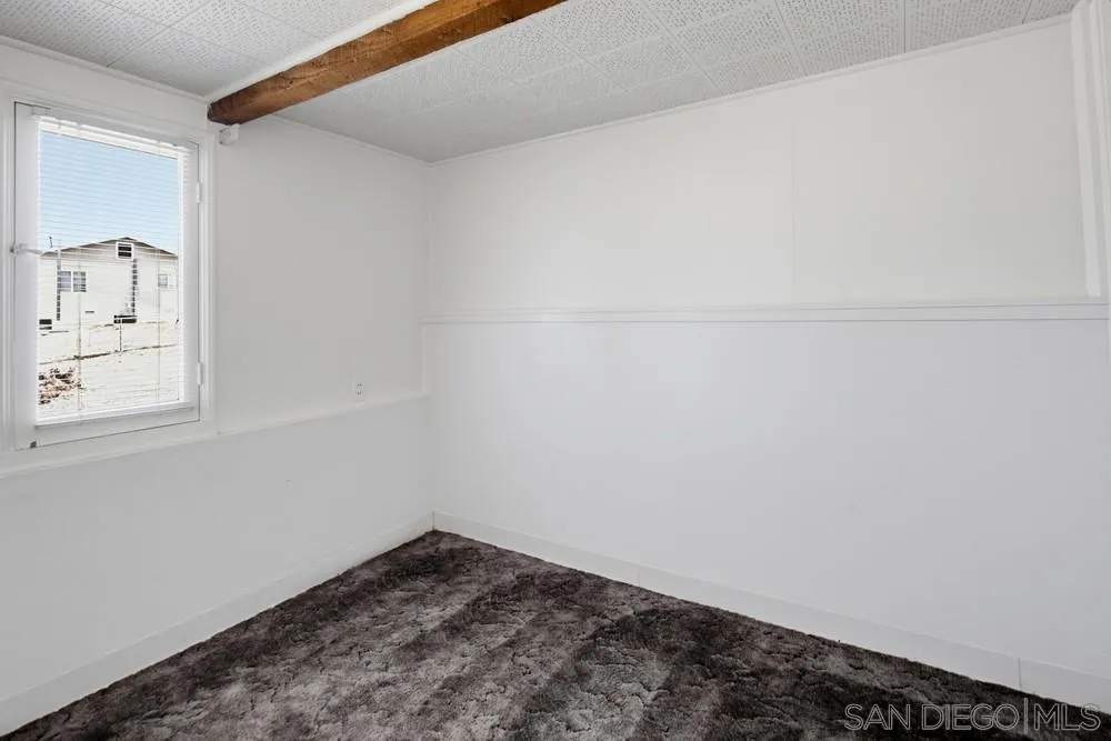 https://cdn.realtyfeed.com/cdn/127/260018464/00309a76627f6392f814593e4995ea4b.webp