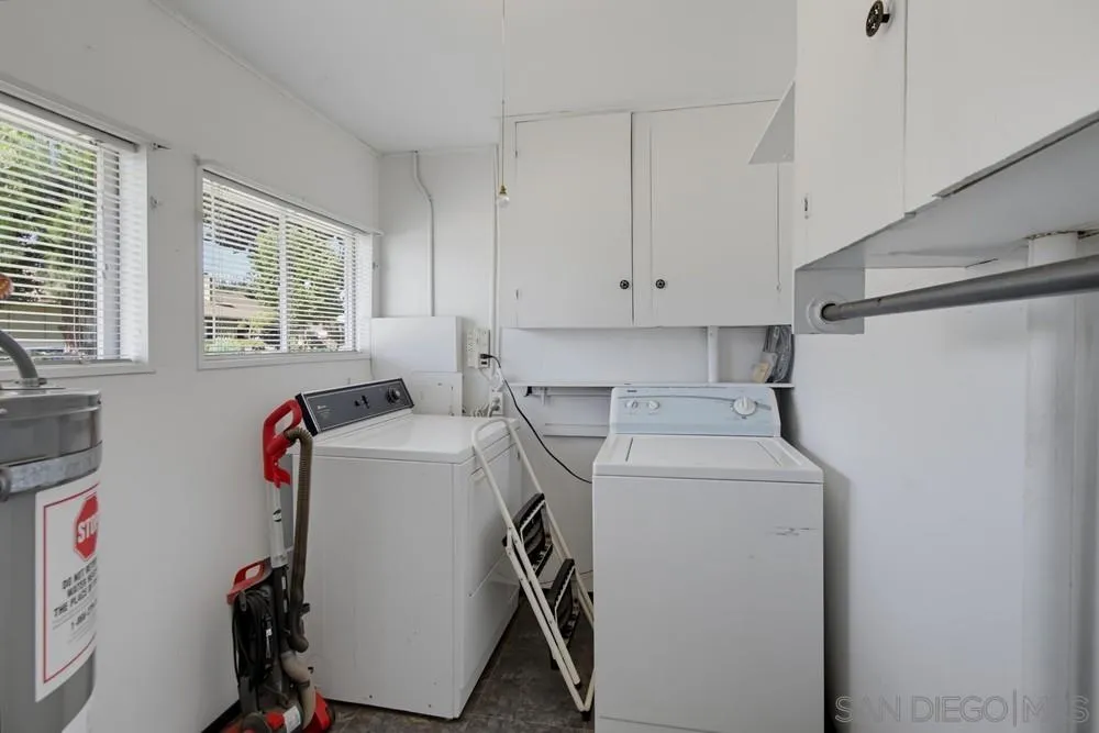 https://cdn.realtyfeed.com/cdn/127/260018464/68f5857f6863c27a0f25e47b46459598.webp