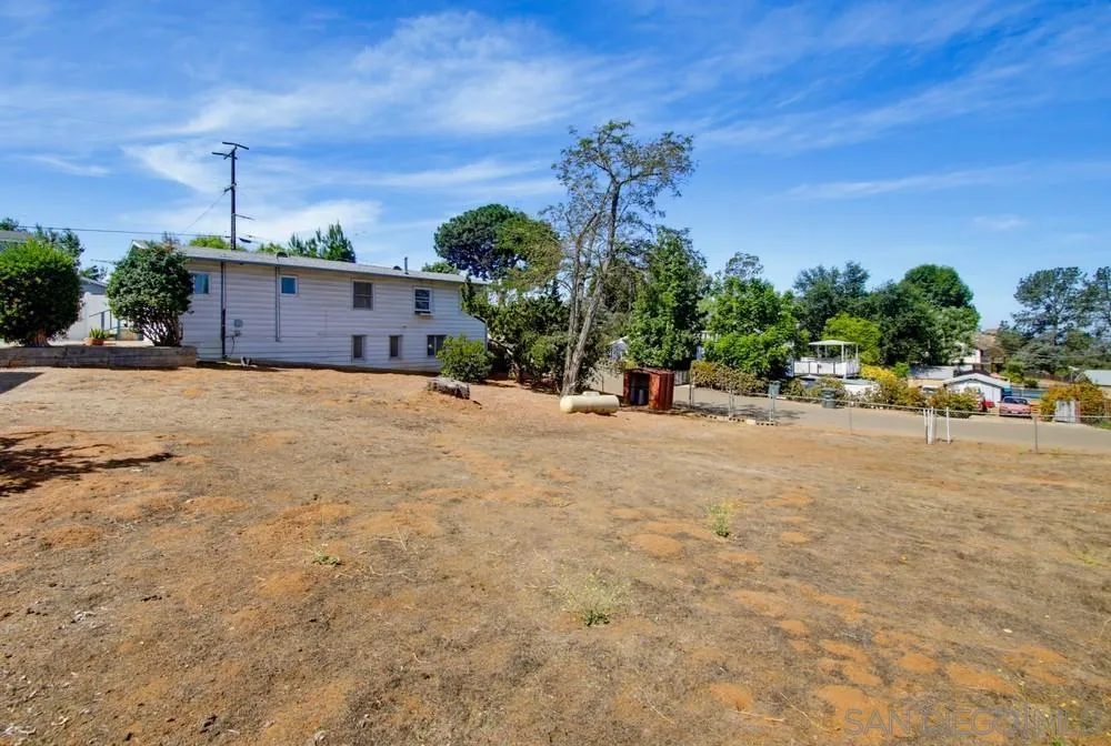 https://cdn.realtyfeed.com/cdn/127/260018464/9f9eadb185fb0510d42b30ad20d9361b.webp