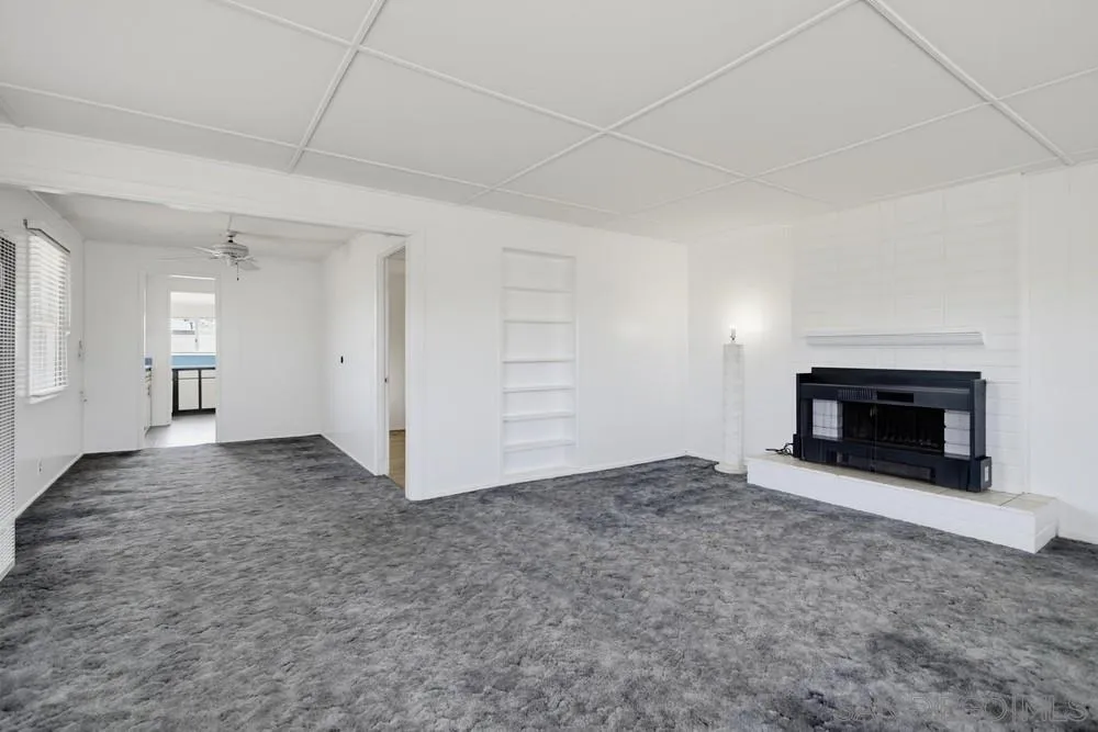 https://cdn.realtyfeed.com/cdn/127/260018464/b86e86731e3f029ec4fadbe595044558.webp