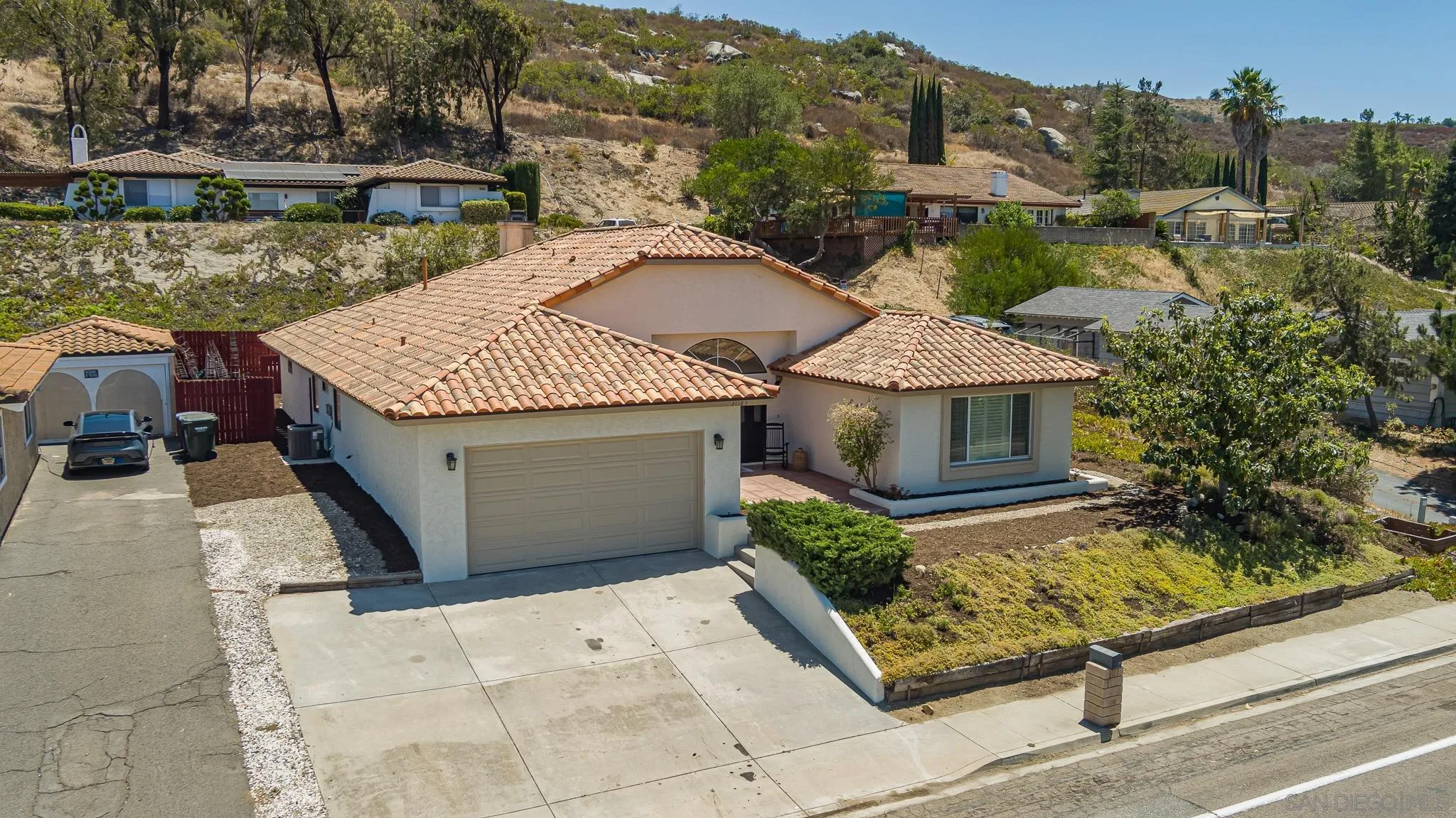 https://cdn.realtyfeed.com/cdn/127/260018471/4431ce15bb4834ad17ba2576e044412e.webp