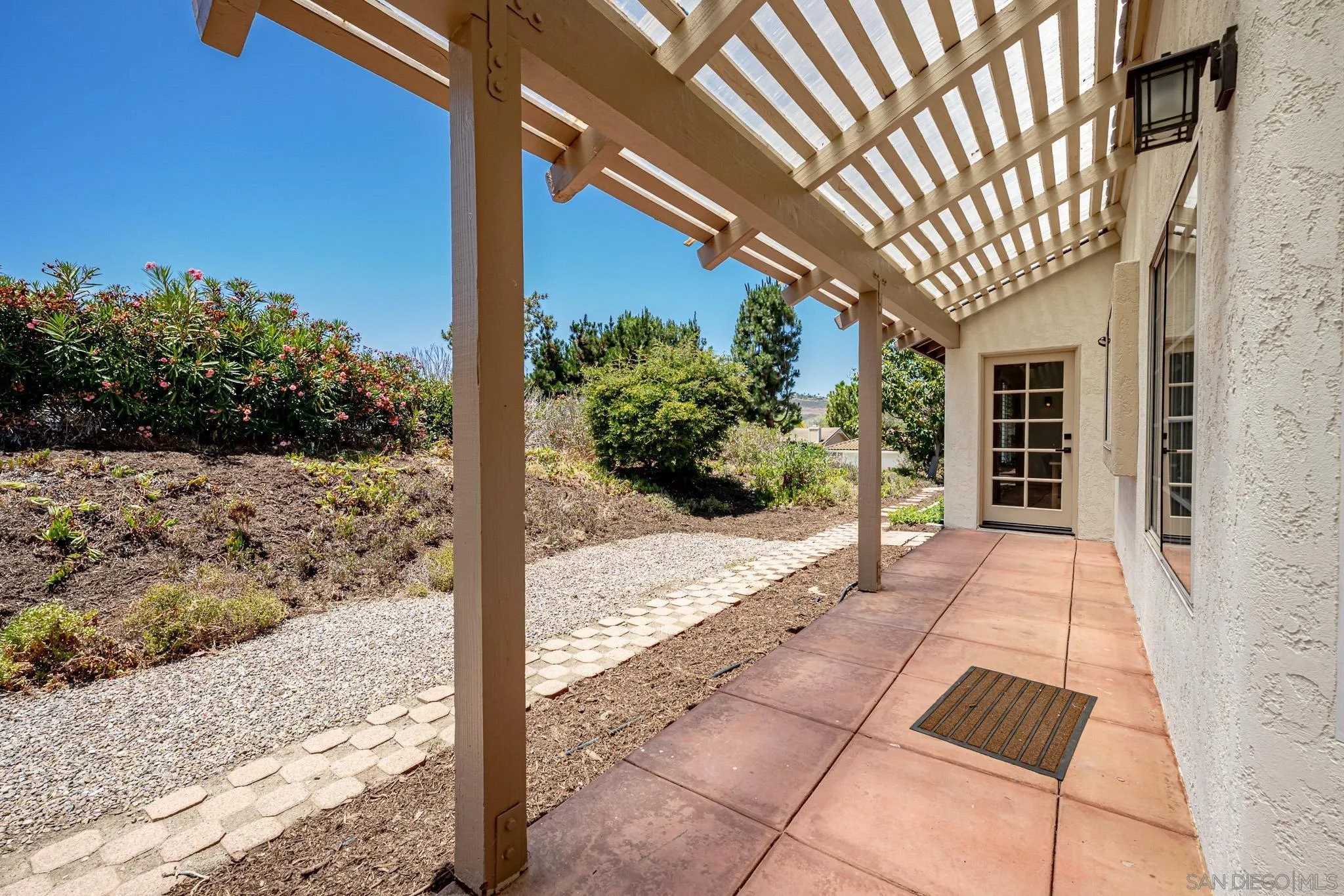 https://cdn.realtyfeed.com/cdn/127/260018471/62d16d26ec19c7031273dca7f8bcf79f.webp
