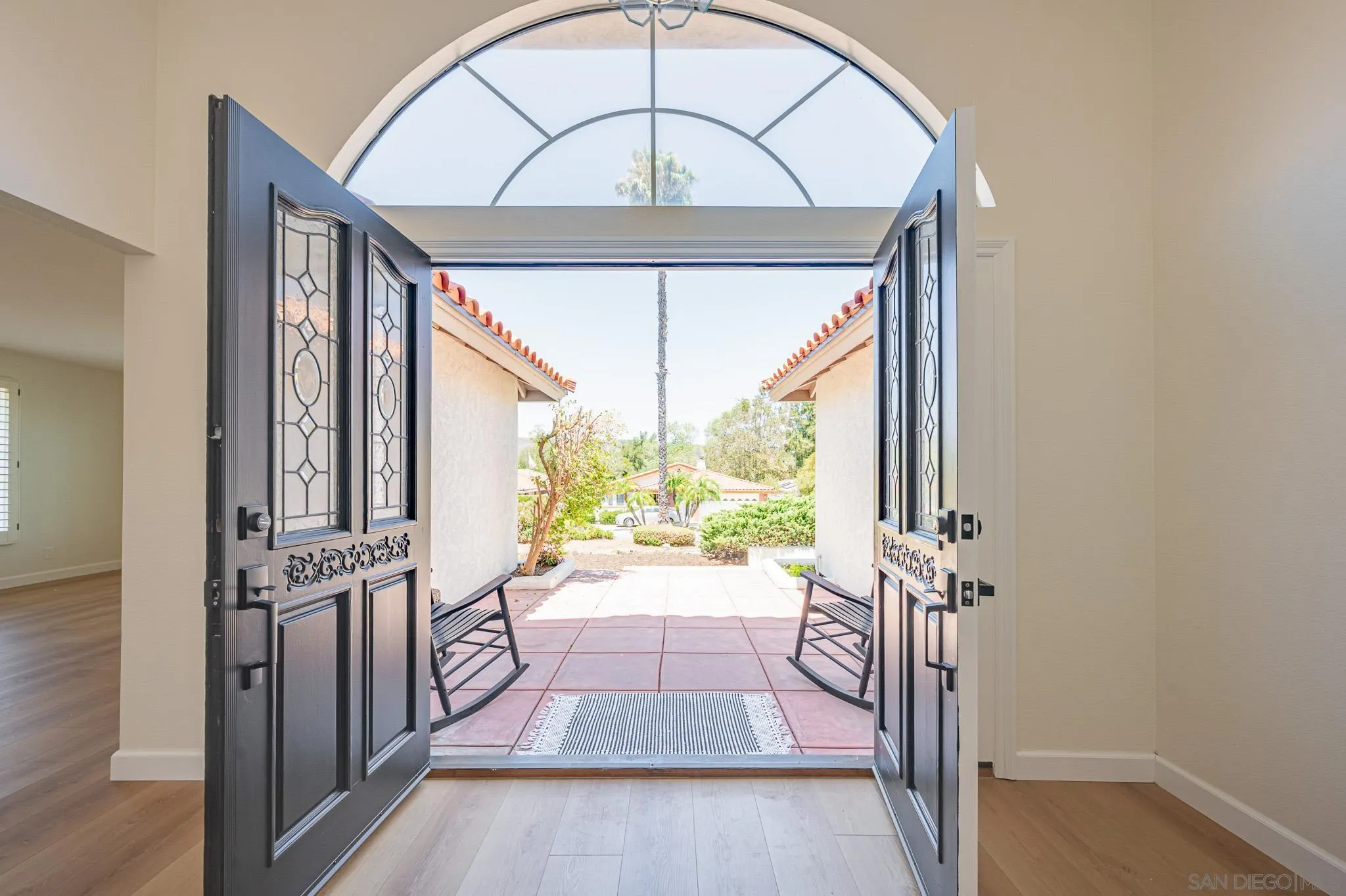 https://cdn.realtyfeed.com/cdn/127/260018471/81803d99cf6bcc3436059304ad3efb11.webp
