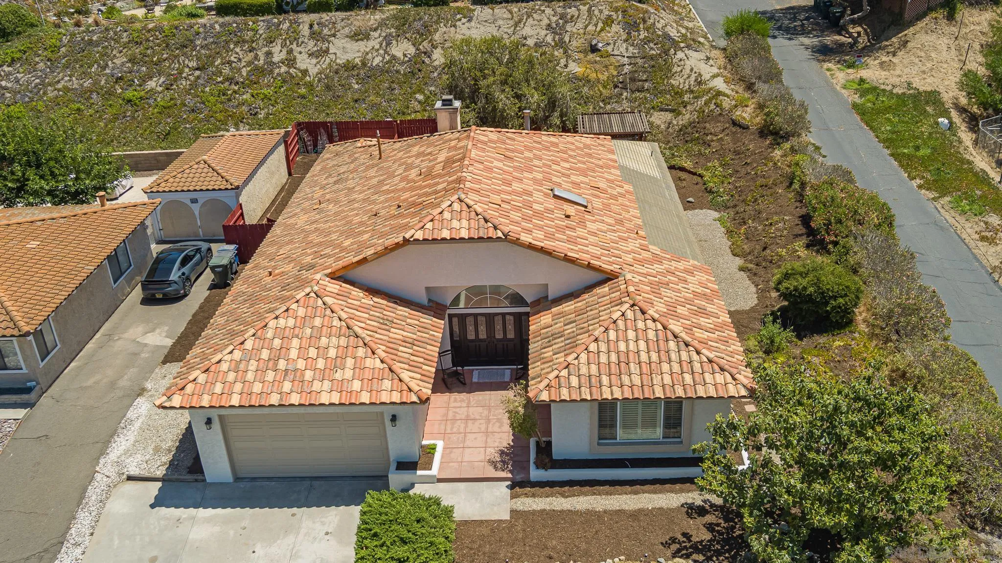 https://cdn.realtyfeed.com/cdn/127/260018471/8f2d118d88af4fc3e0dd9667a4eb9d5b.webp