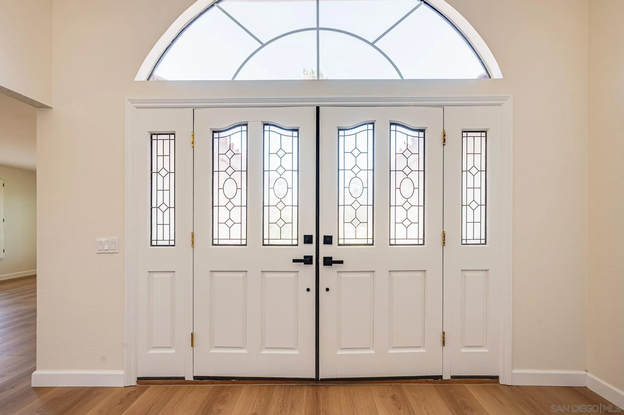 https://cdn.realtyfeed.com/cdn/127/260018471/e977f8c4c957b9c21f5cd32706c7e622.webp