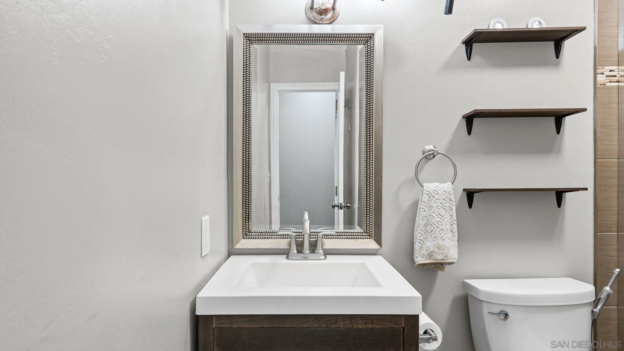 https://cdn.realtyfeed.com/cdn/127/260018472/317d78e8139ec76a462c52d86dd771f8.webp