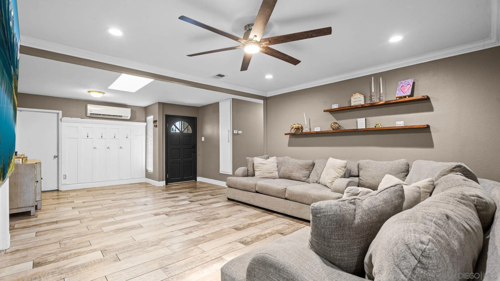 https://cdn.realtyfeed.com/cdn/127/260018472/3af8d442bba0d389adb8c1e85641d8b6.webp
