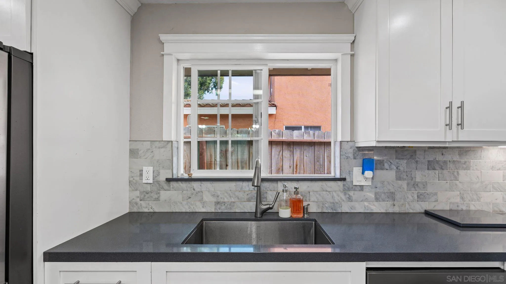 https://cdn.realtyfeed.com/cdn/127/260018472/510723d7b2a9df8246c2d83f9ff7aa74.webp