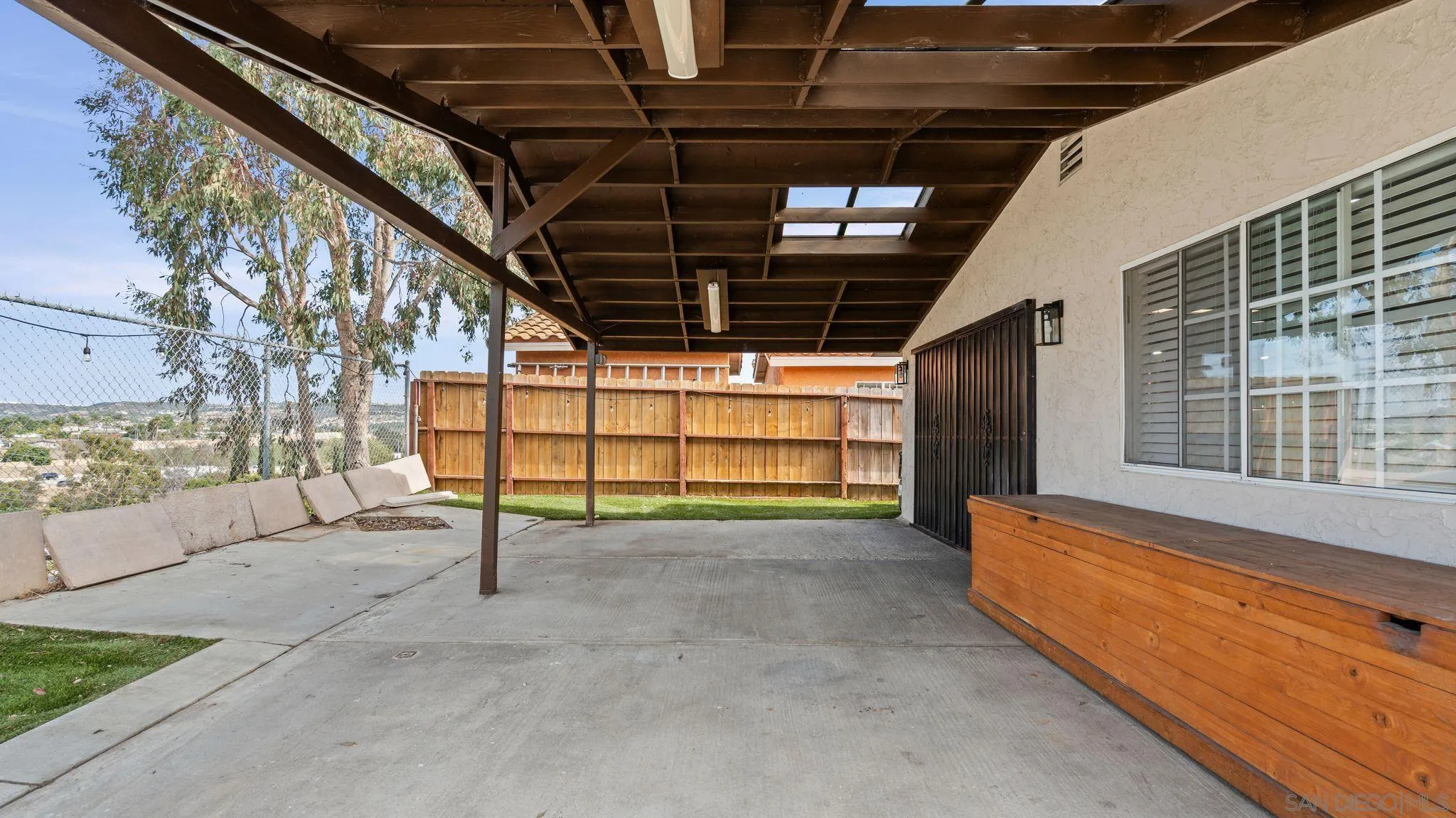 https://cdn.realtyfeed.com/cdn/127/260018472/8add460dc678e53d6bb6d07470da22f3.webp