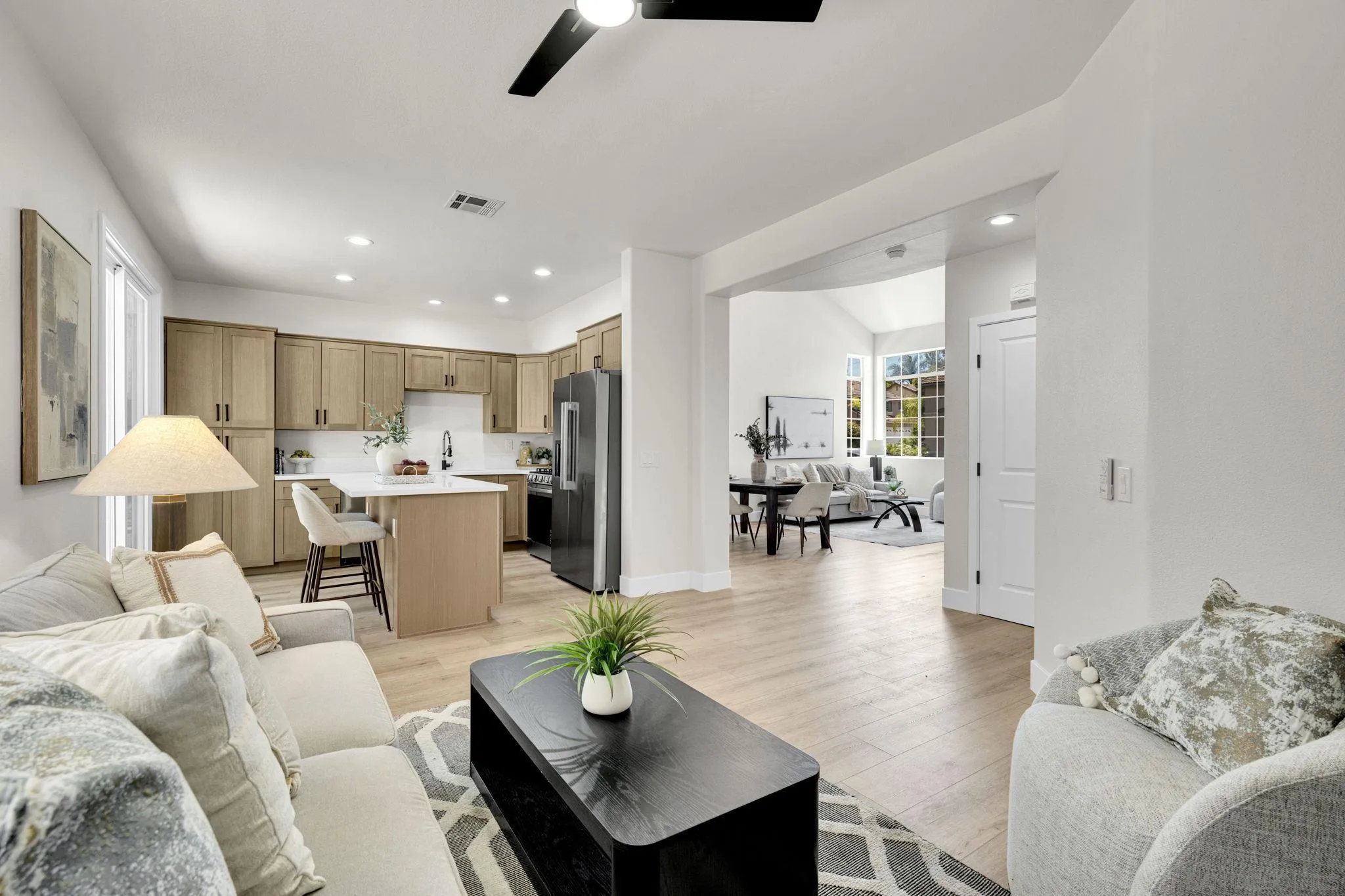 https://cdn.realtyfeed.com/cdn/127/260018474/585caaa1921c97906d67bab679b0f6f9.webp