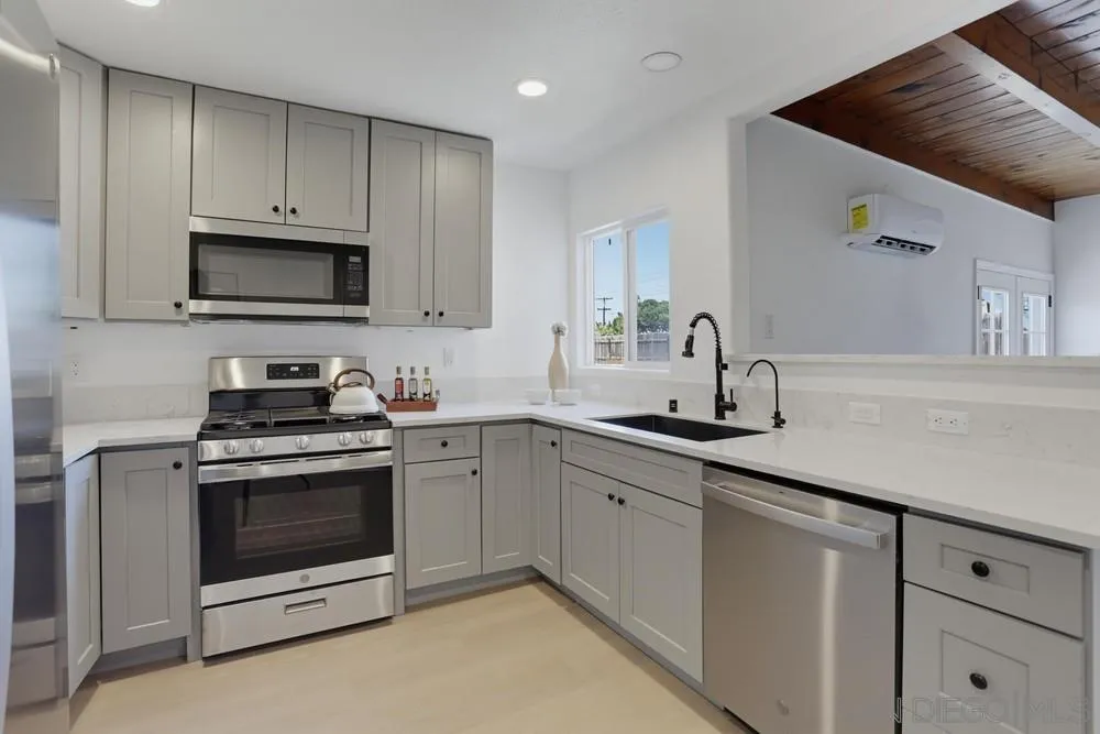 https://cdn.realtyfeed.com/cdn/127/260018476/063e455220c2f5abd184250236b8bcbd.webp