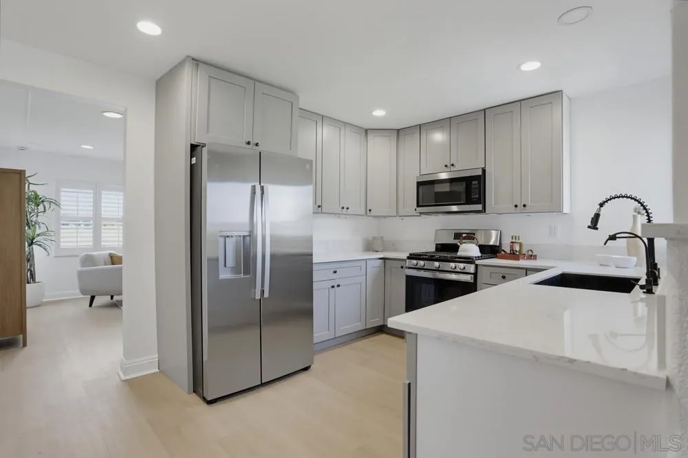 https://cdn.realtyfeed.com/cdn/127/260018476/ee914db94a8475acb9f9e2612a0b59bc.webp