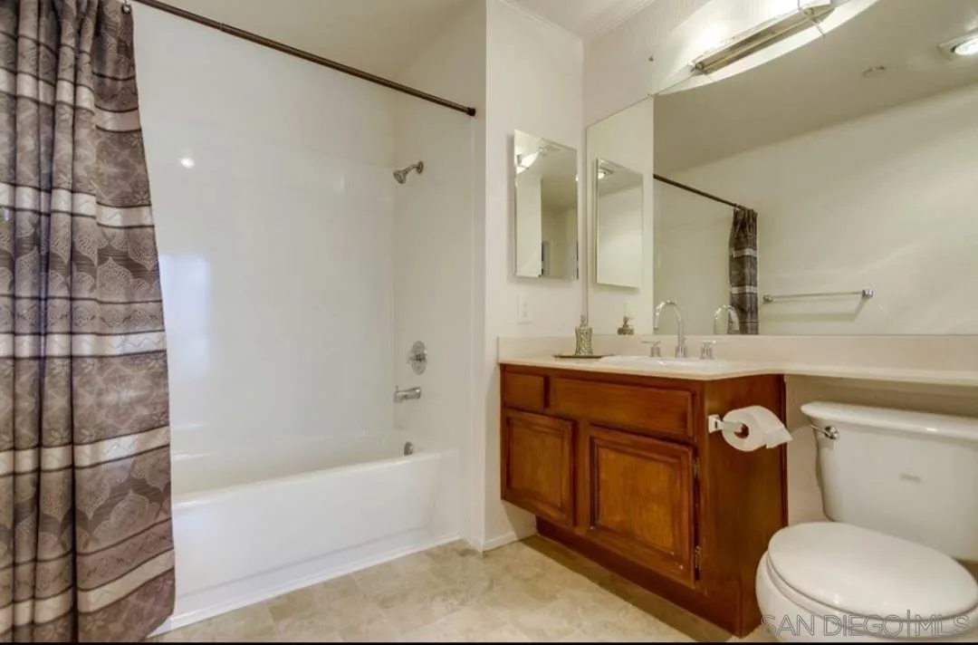 850 State Street Unit 328, San Diego, CA 92101 - Photo 4 of 11, San Diego, CA