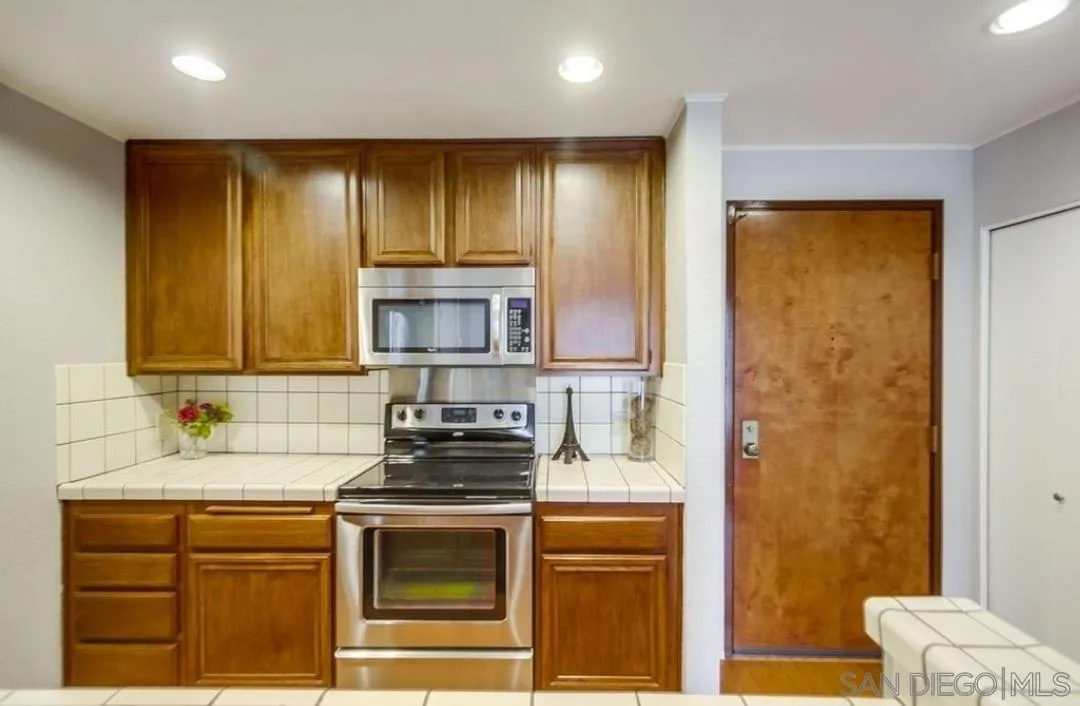 850 State street #328, San Diego, CA 92101, photo 9