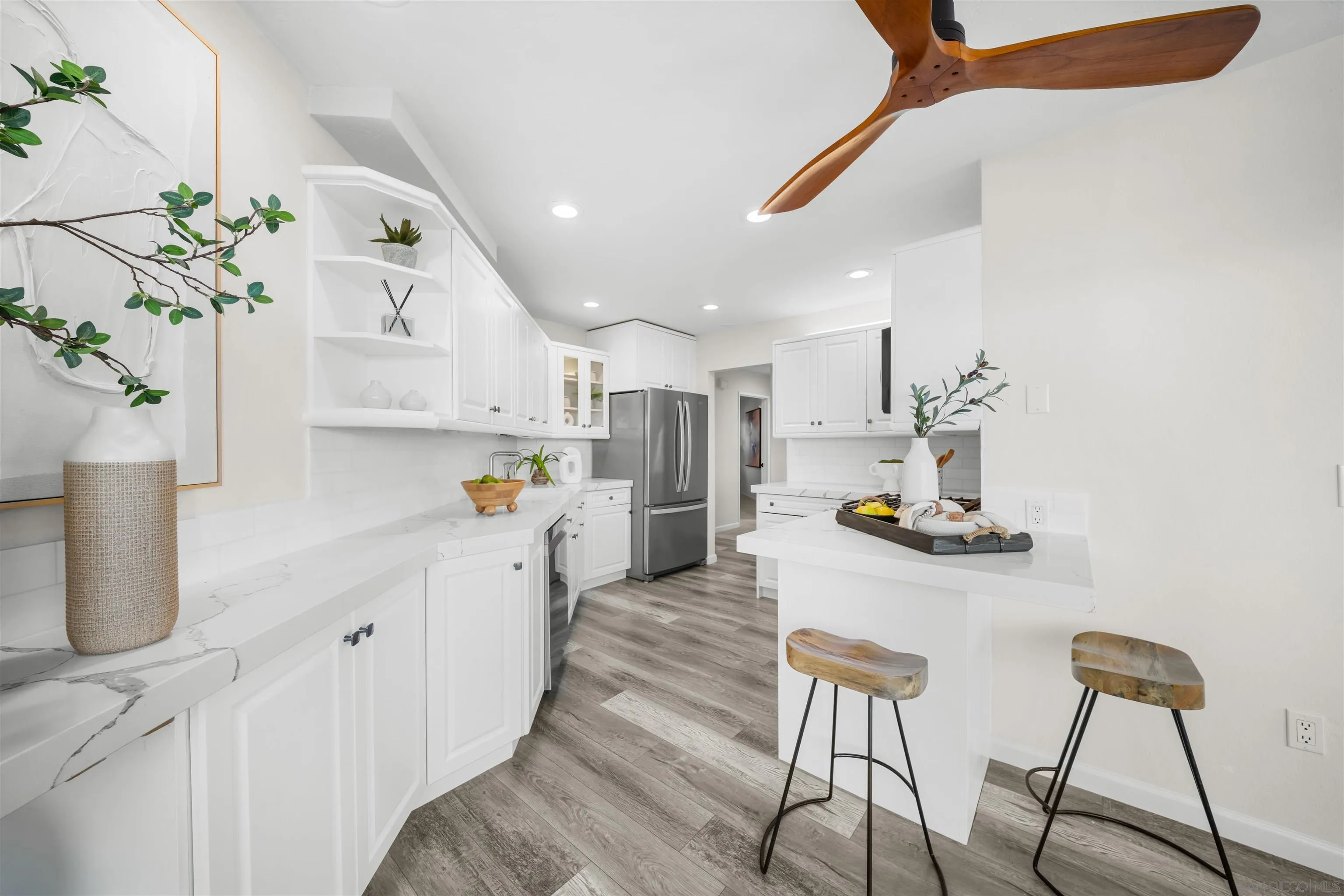 3955 Honeycutt St Unit 202, San Diego, CA 92109 - Photo 5 of 40, San Diego, CA