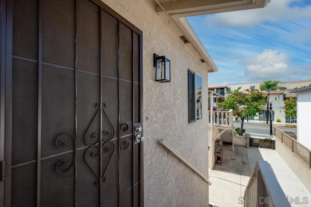 4159 Adams Ave. (1/2), San Diego, CA 92116 - Photo 3 of 29, San Diego, CA