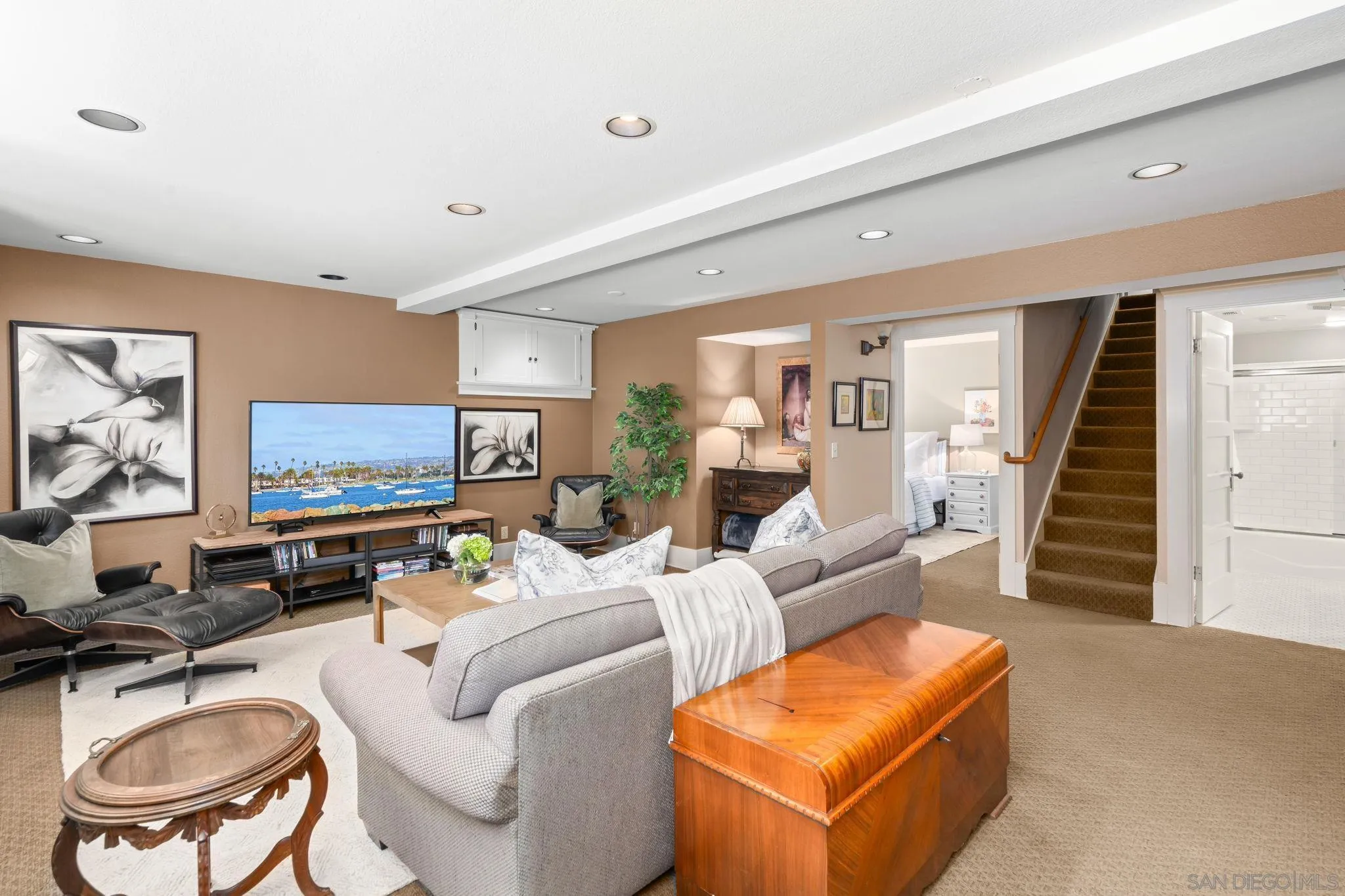 https://cdn.realtyfeed.com/cdn/127/260018482/07bf0518d753ad726d073bc259c9874c.webp