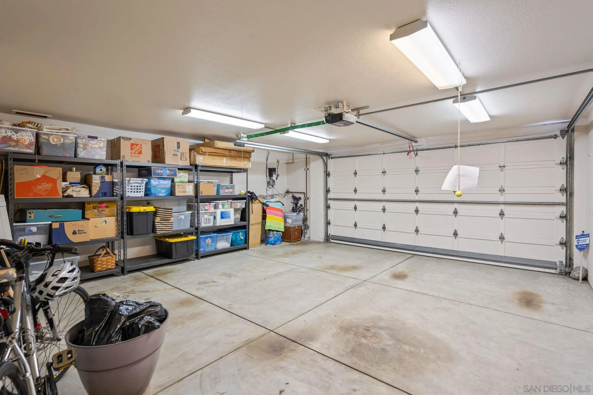 https://cdn.realtyfeed.com/cdn/127/260018482/1a2e2752a31eaad9bf79ea0f63d1feb1.webp