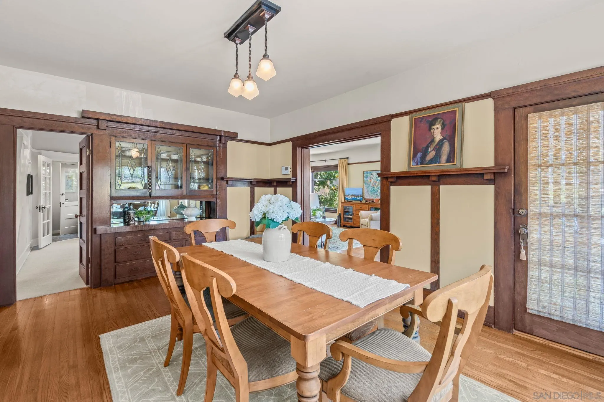 https://cdn.realtyfeed.com/cdn/127/260018482/a0fb125f95ae3b9b0346e1f2607a3071.webp