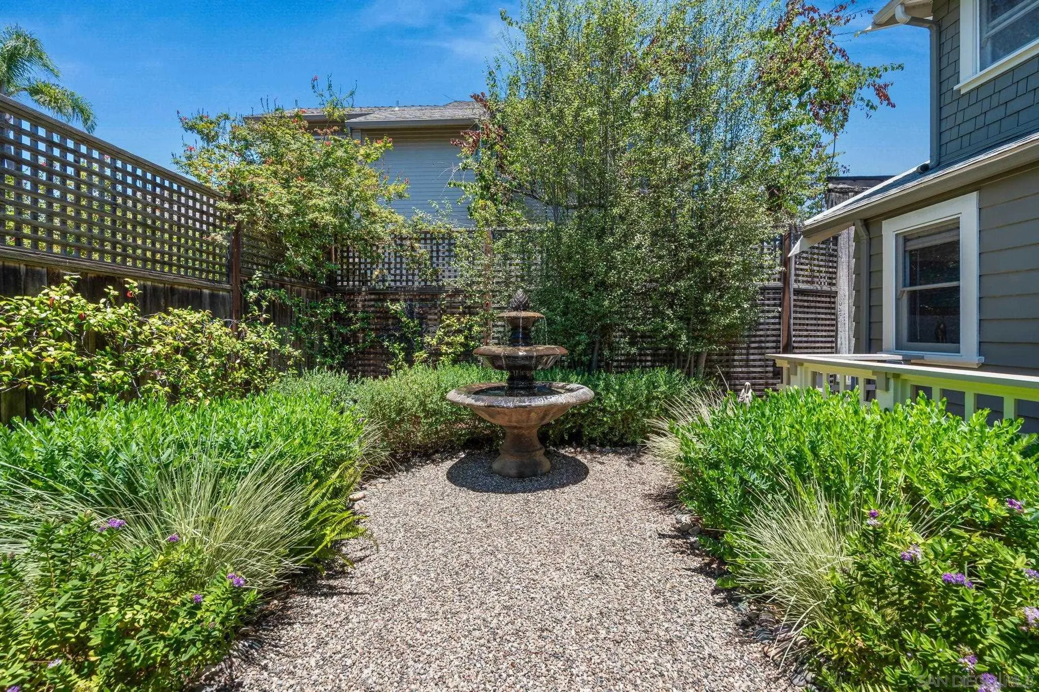 https://cdn.realtyfeed.com/cdn/127/260018482/fde75401773f59953956524f6d6c2482.webp