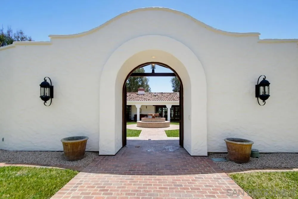 5443 Calzada Del Bosque, Rancho Santa Fe, CA 92067 - Photo 3 of 50, Rancho Santa Fe, CA