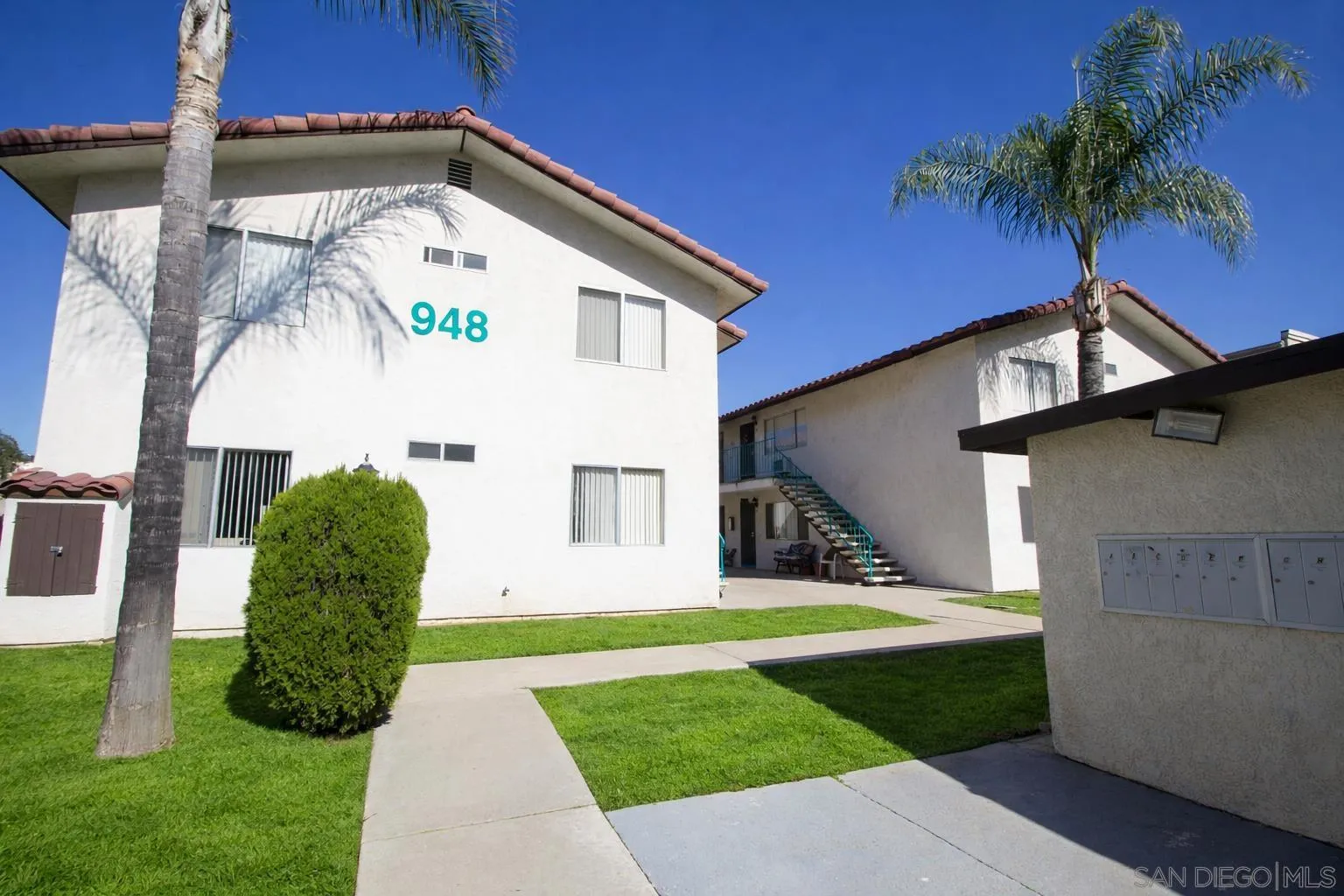 948 Chase Ave Unit H, EL CAJON, CA 92020 - Photo 3 of 16, El Cajon, CA