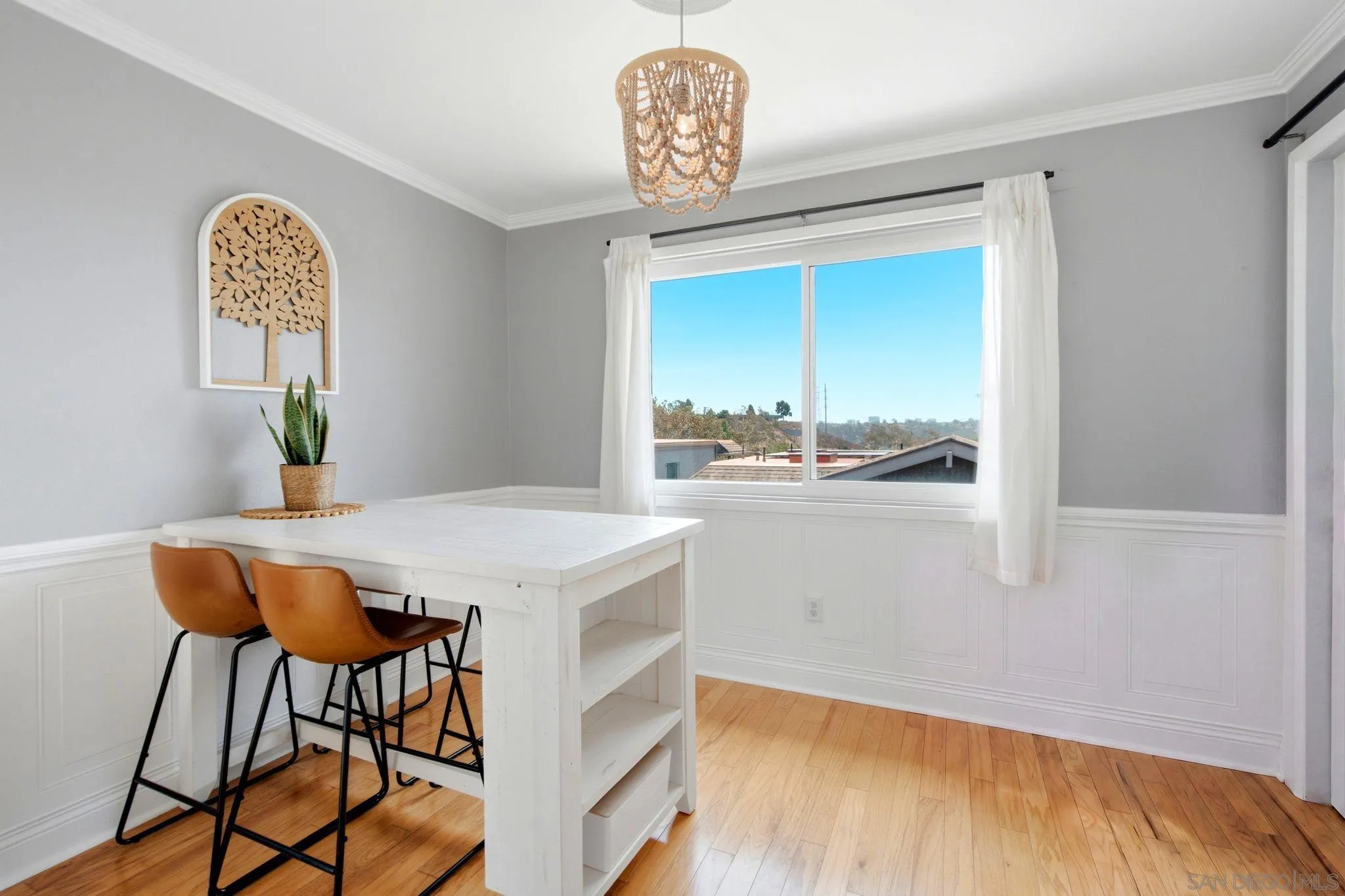 https://cdn.realtyfeed.com/cdn/127/260018491/0a44e88e6f65ece37774c23f51fbd1f9.webp