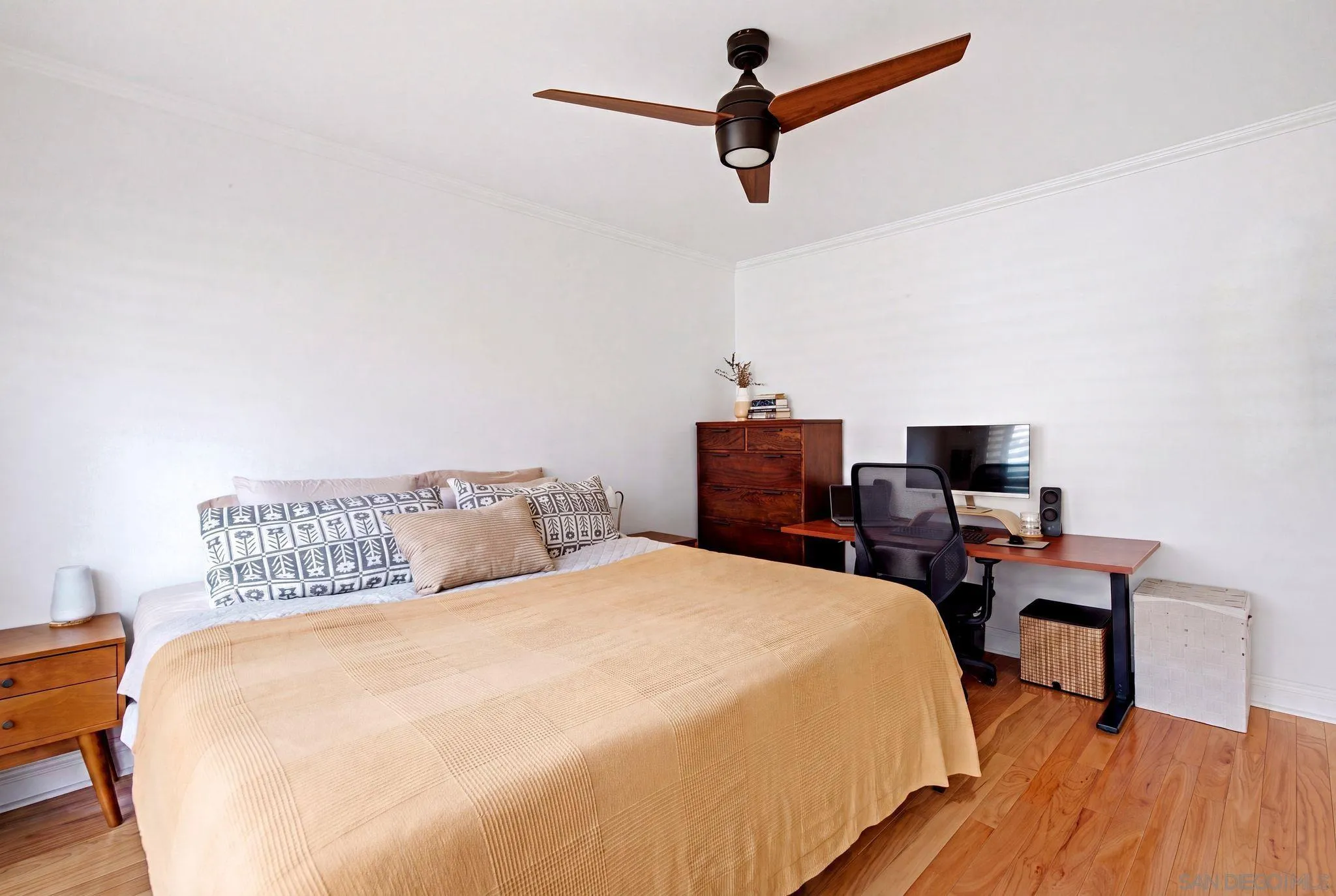 https://cdn.realtyfeed.com/cdn/127/260018491/ecd99eecf44ba3ccd1581dac6c5bc21a.webp