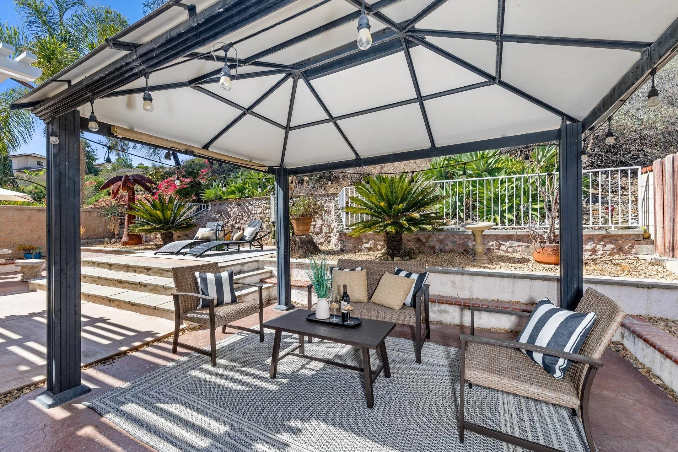 https://cdn.realtyfeed.com/cdn/127/260018494/196327806cba6d369827fa54f50dd9af.webp