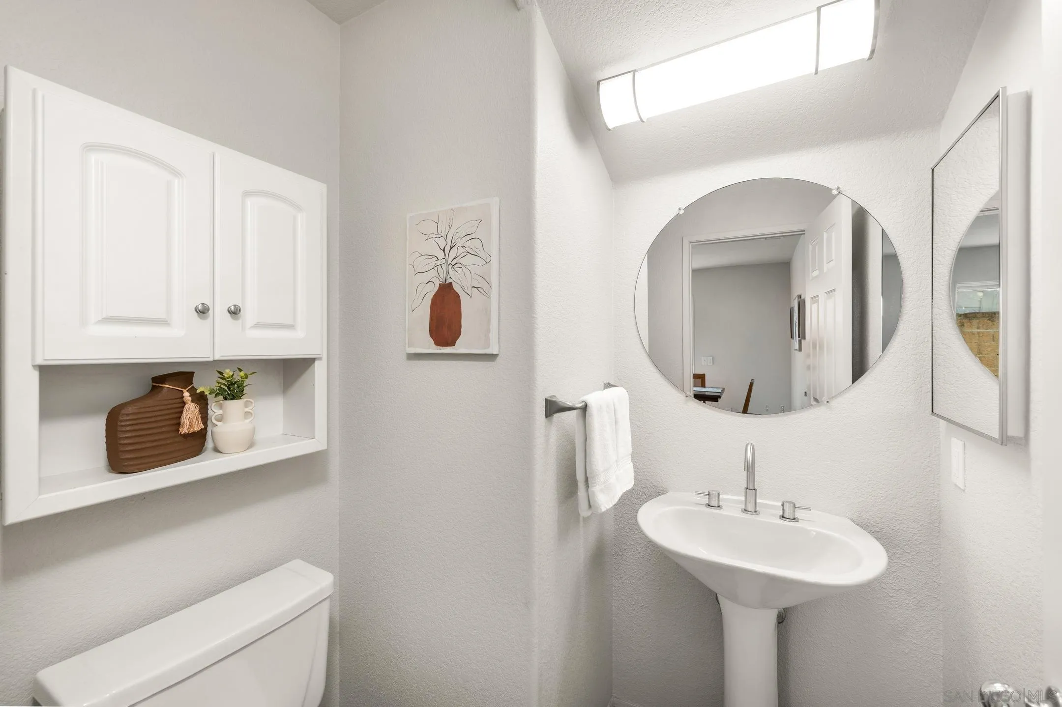 https://cdn.realtyfeed.com/cdn/127/260018494/782441d7e8b7cfd7417aa40f383d1f05.webp