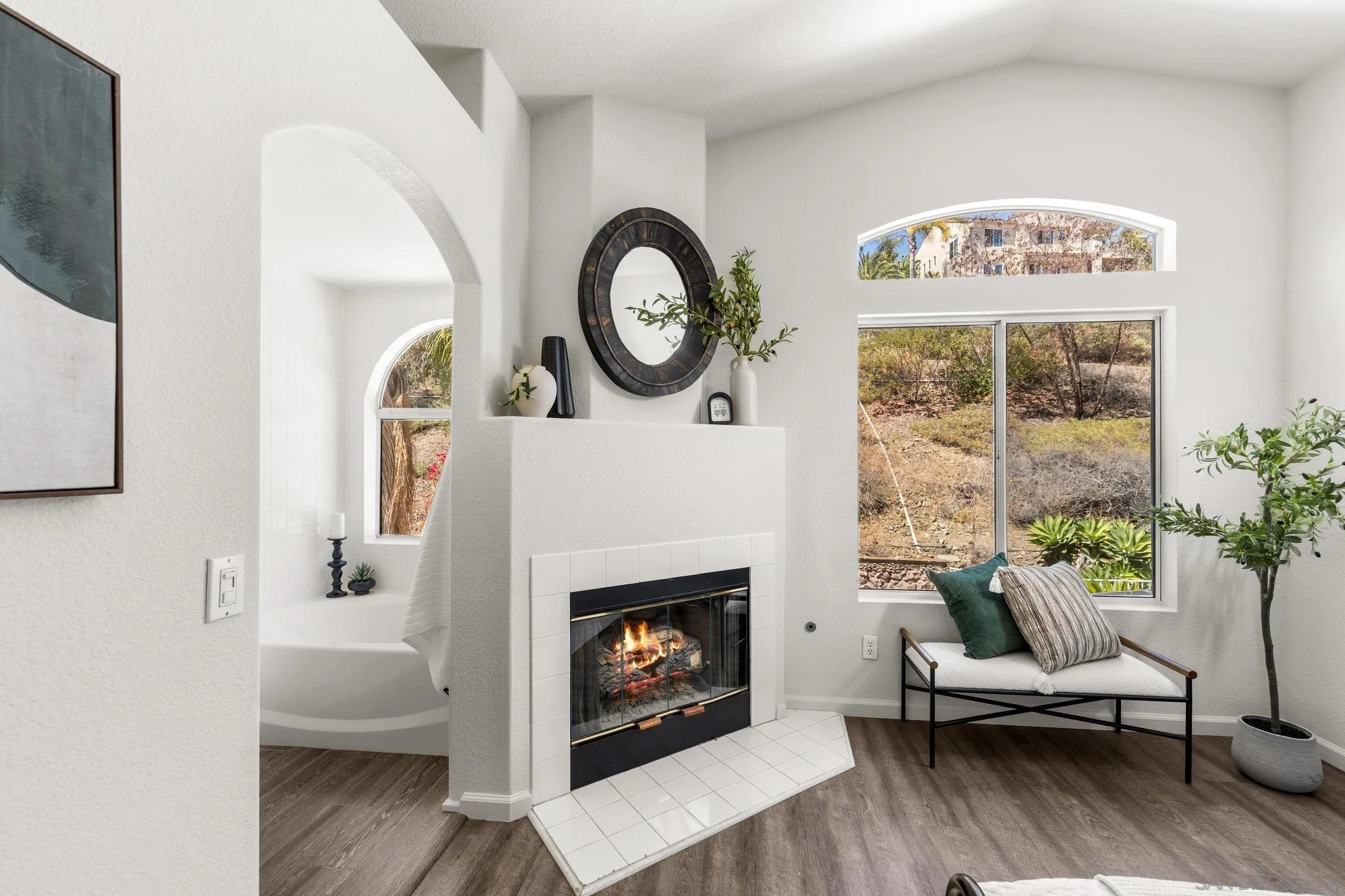 https://cdn.realtyfeed.com/cdn/127/260018494/8b9f035745a20acaaa89323f786f6030.webp