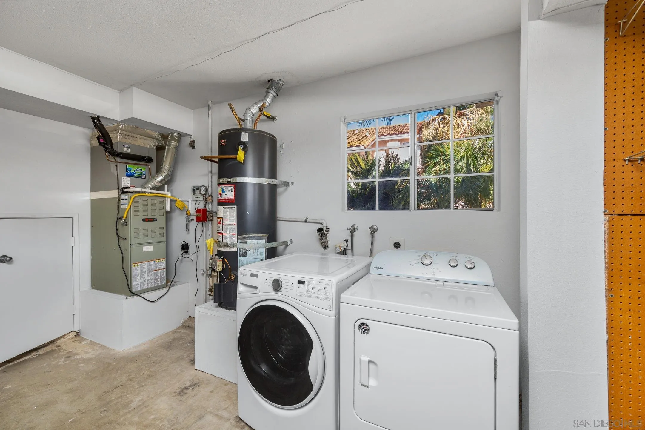 https://cdn.realtyfeed.com/cdn/127/260018494/979627ea4a80c2dc3b23d31520d70946.webp