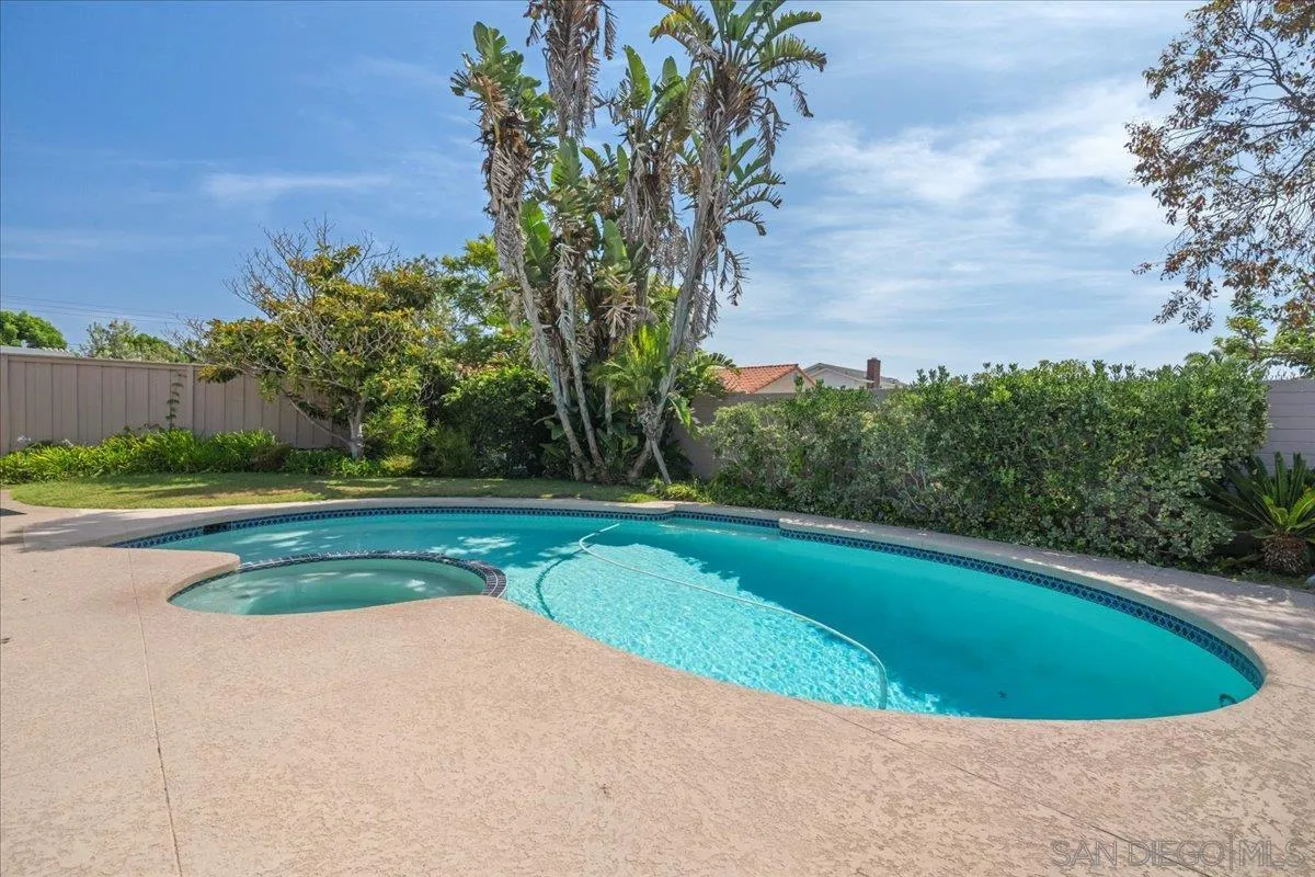 https://cdn.realtyfeed.com/cdn/127/260018499/0f8b0fb355688d28caa93239d3c4b9f6.webp