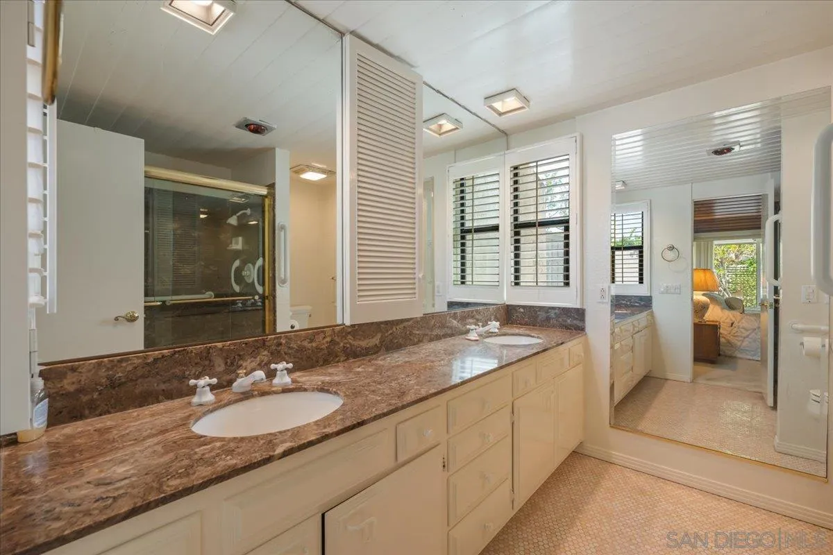 https://cdn.realtyfeed.com/cdn/127/260018499/d3cbe566e883d2492d0120bb0664047b.webp