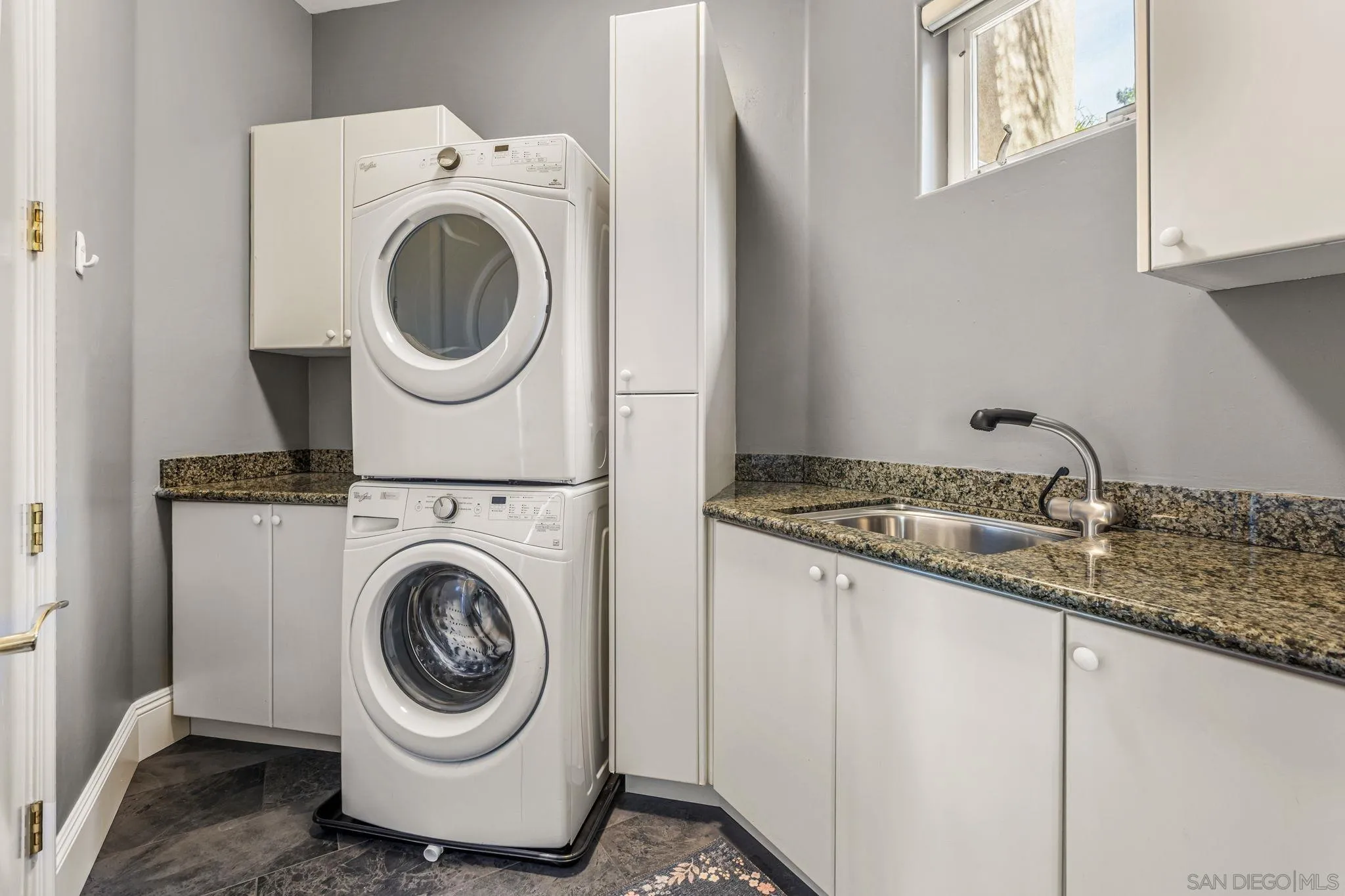 https://cdn.realtyfeed.com/cdn/127/260018500/152d09c6d93107ef2c769b971f13b9f6.webp