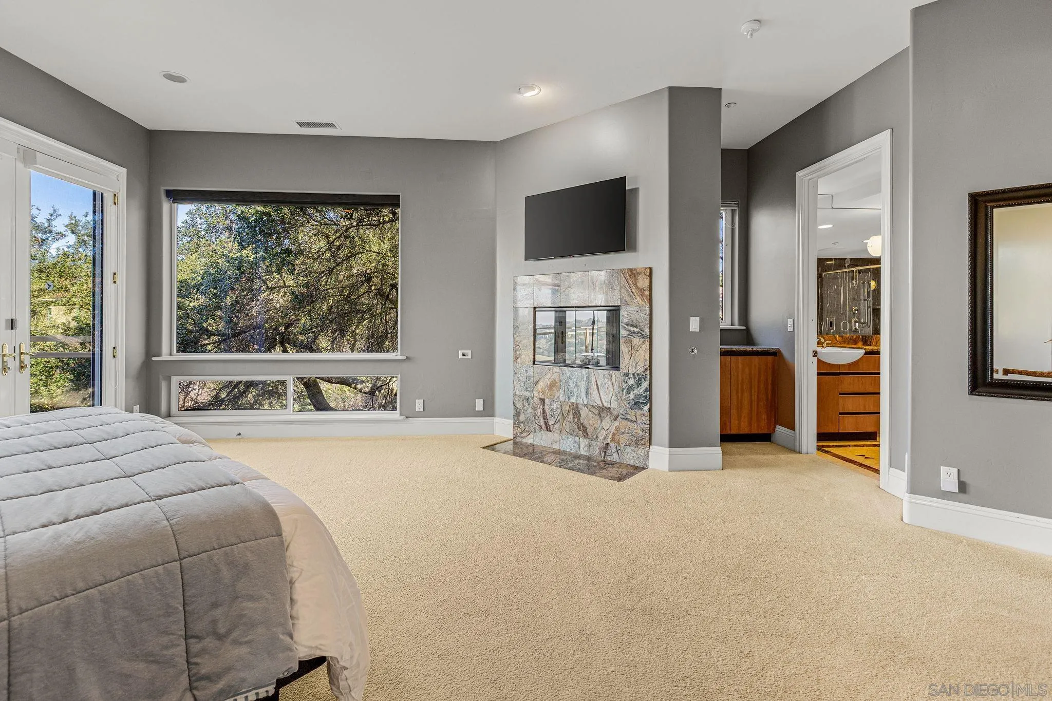 https://cdn.realtyfeed.com/cdn/127/260018500/4354bffc10669aeb5bfbbc6fa57f526e.webp