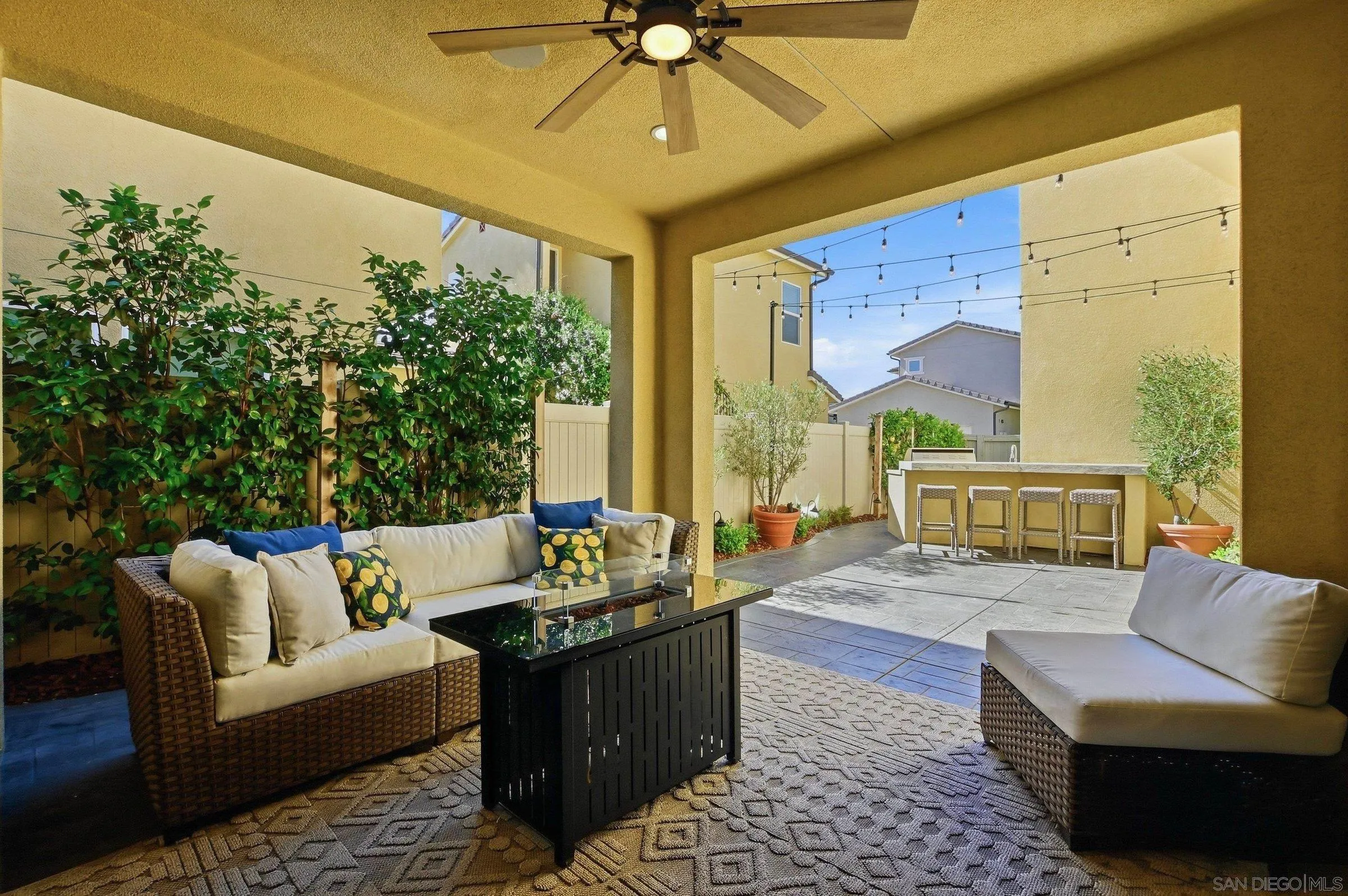 https://cdn.realtyfeed.com/cdn/127/260018501/2eef19dd81ce33b6e117a287ae6da16c.webp