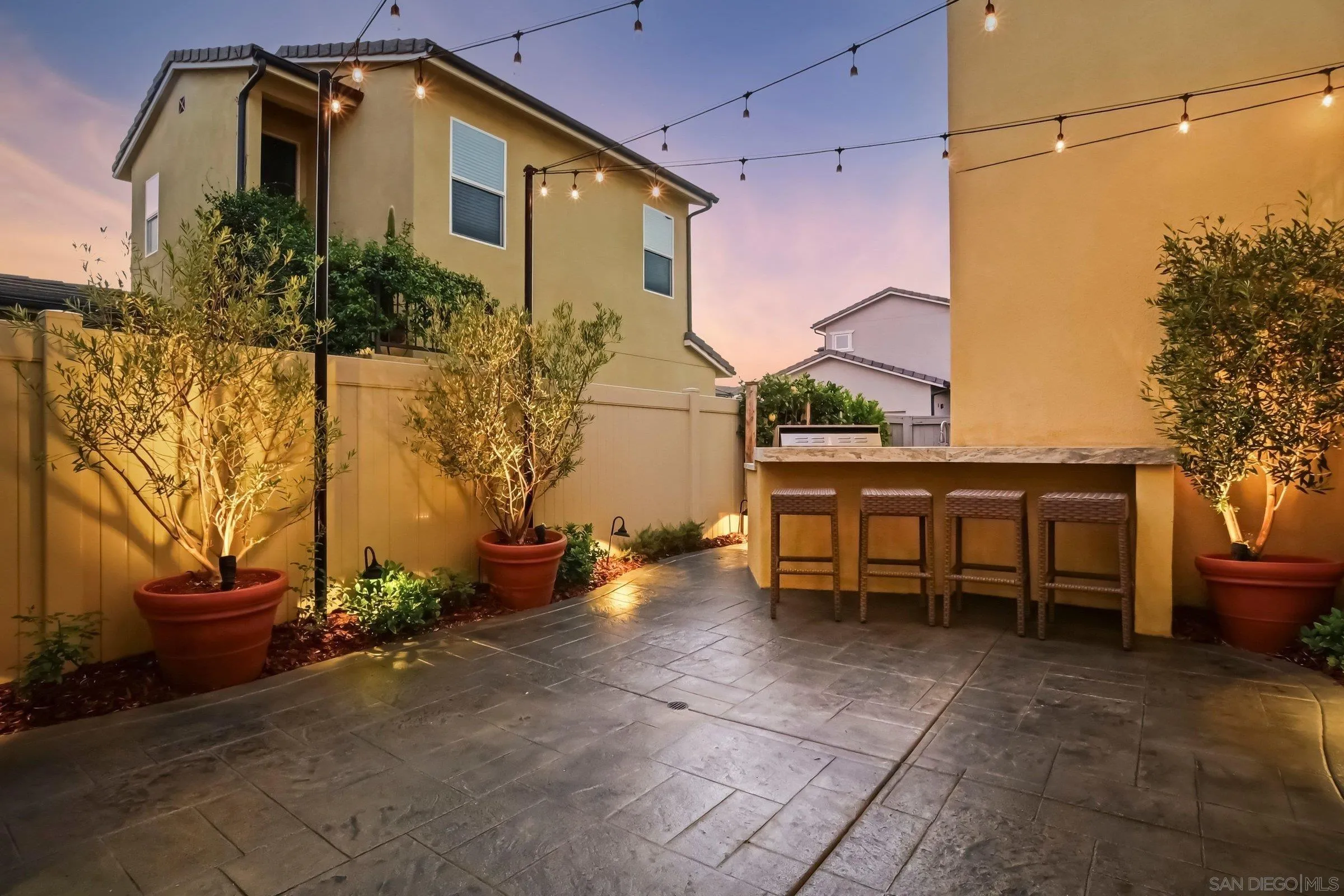 https://cdn.realtyfeed.com/cdn/127/260018501/917fbb61bdf816bcdc8e06bd897d1f12.webp