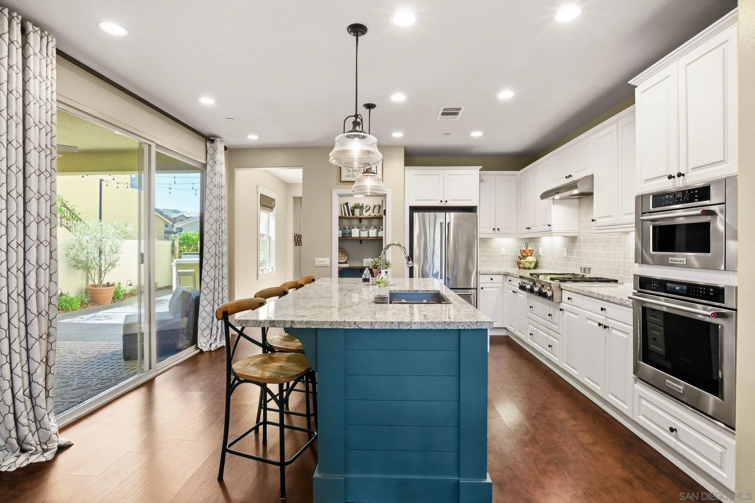 https://cdn.realtyfeed.com/cdn/127/260018501/e4f48bfc87d9b9f2d9508af167c61718.webp