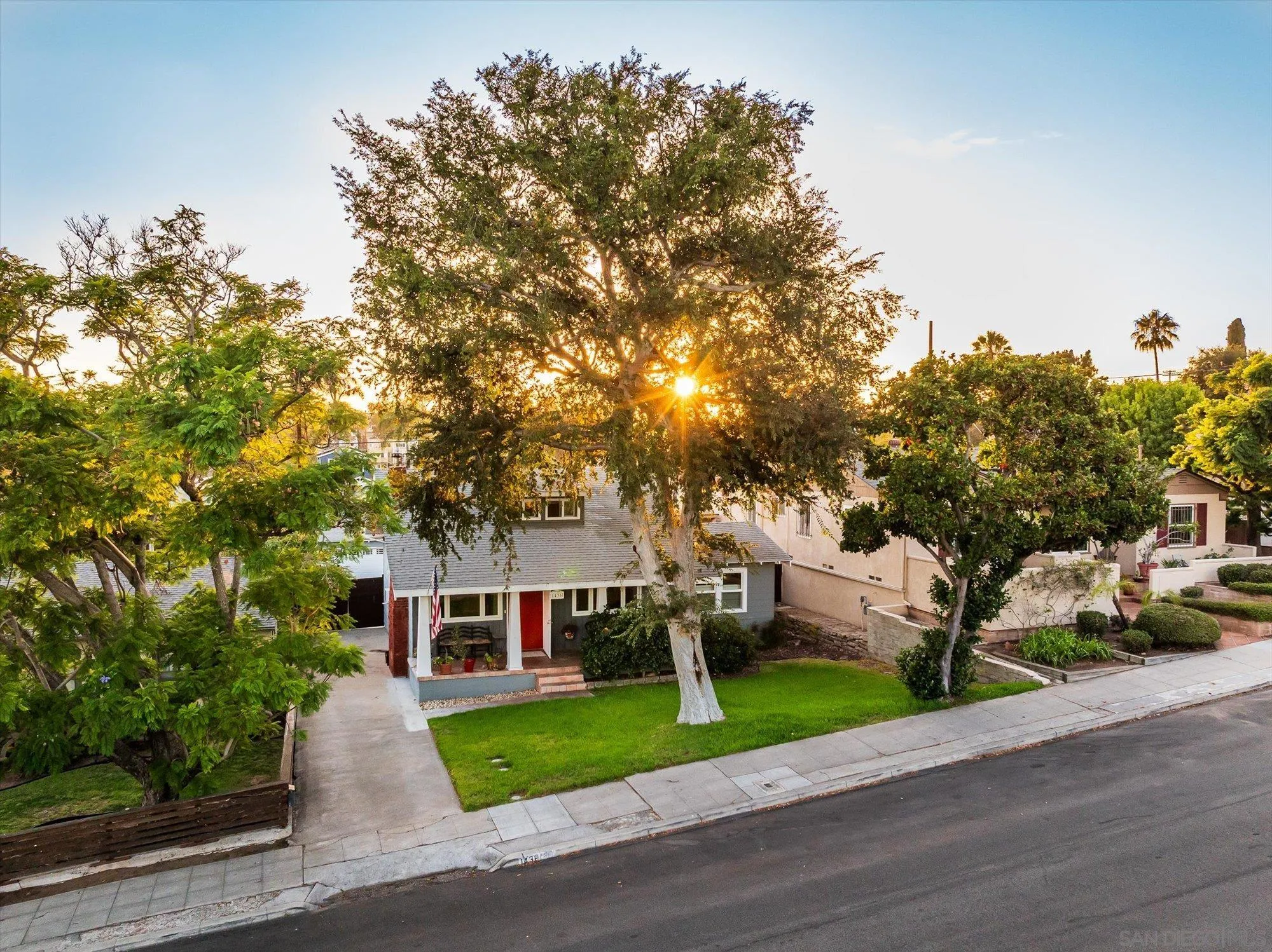 https://cdn.realtyfeed.com/cdn/127/260018502/53bbeb19b282172b270891b0608cc820.webp