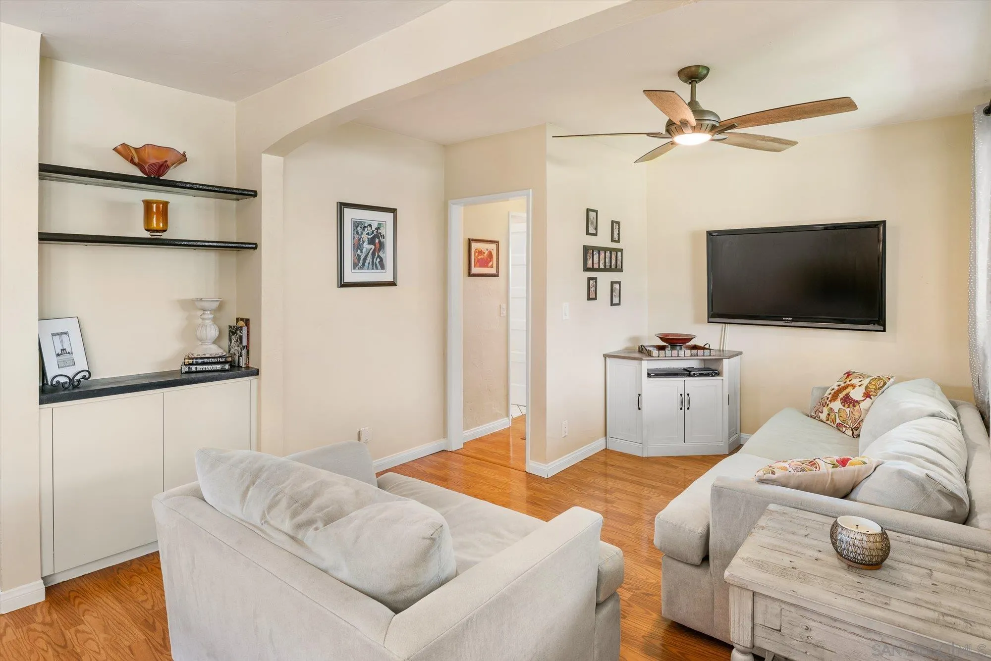 https://cdn.realtyfeed.com/cdn/127/260018502/a34bd1b70b4822f36f7861e1b6ce0ca6.webp
