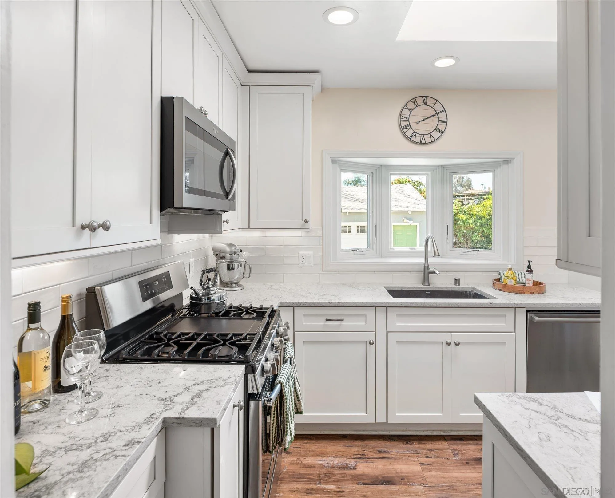 https://cdn.realtyfeed.com/cdn/127/260018502/b5293d5f55c518040c0b7dfbef5f7ae2.webp