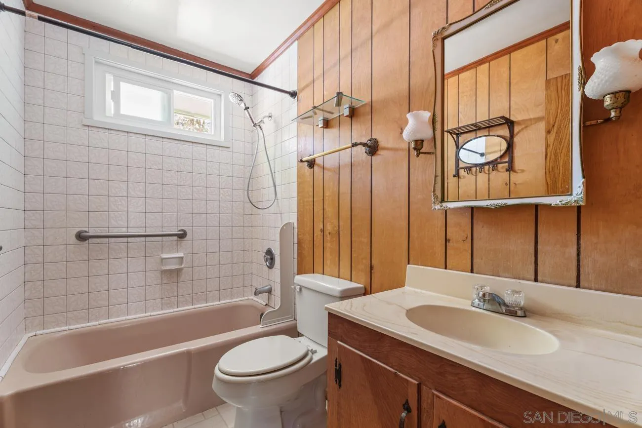 https://cdn.realtyfeed.com/cdn/127/260018507/70c635223e1de184985860e0510077e1.webp