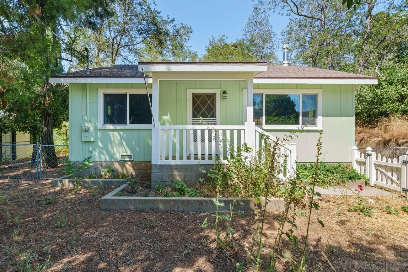 https://cdn.realtyfeed.com/cdn/127/260018507/768e20afeae7f41299de2c12a6056de8.webp