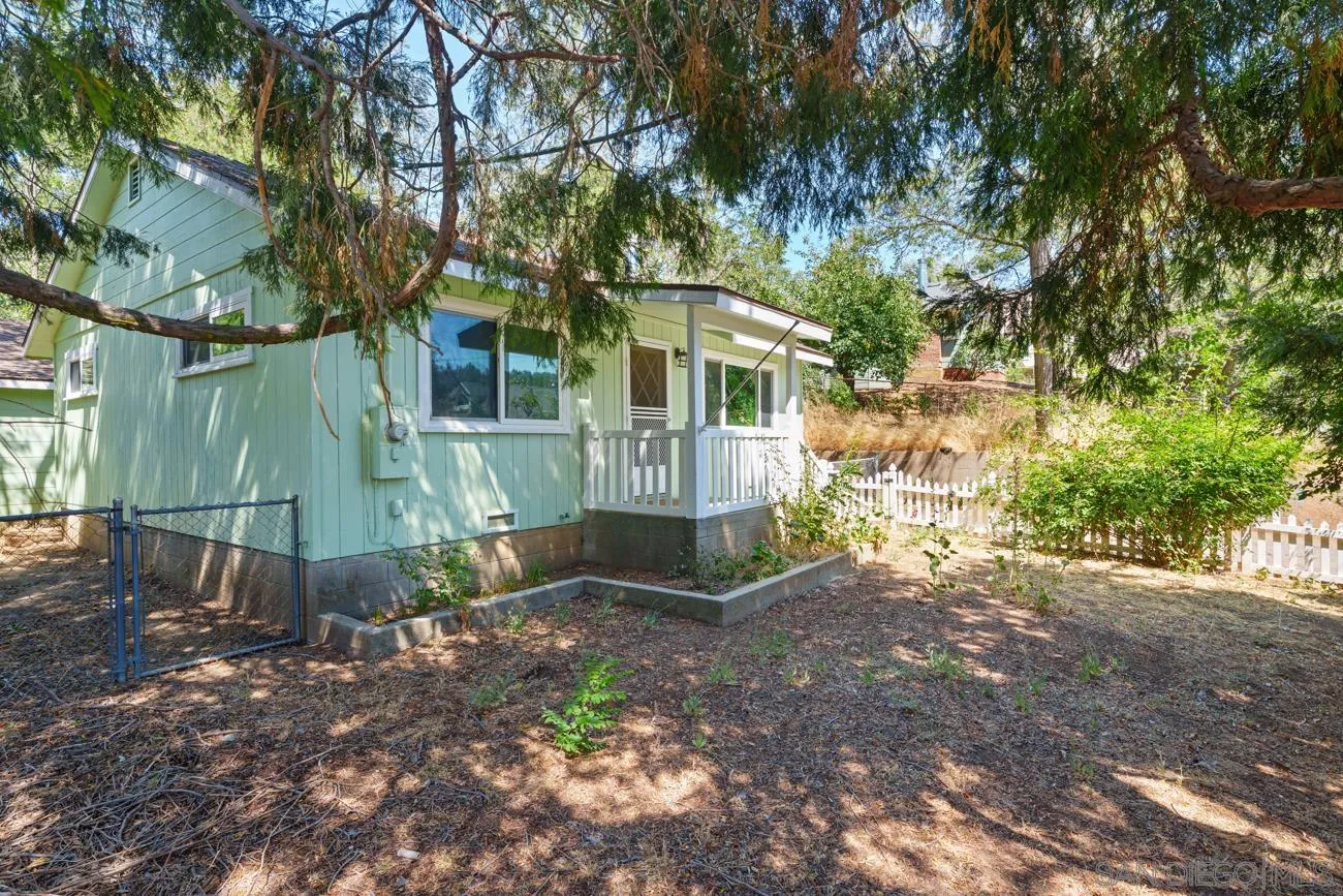 https://cdn.realtyfeed.com/cdn/127/260018507/aa95f2914cadb06074684832420a8230.webp