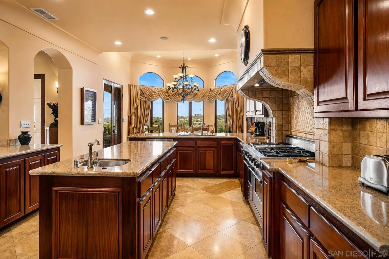 https://cdn.realtyfeed.com/cdn/127/260018511/f3588a218497217fcf036d9ee4a93a47.webp