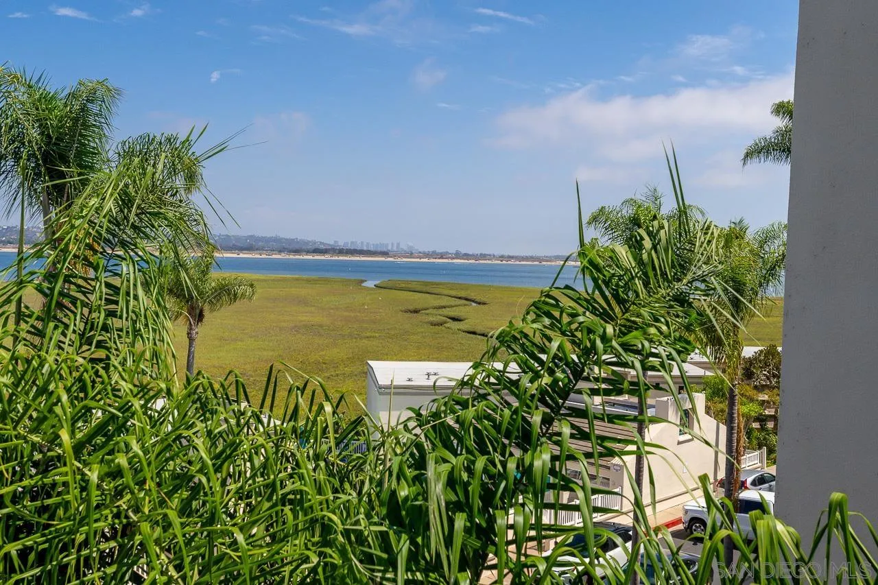 https://cdn.realtyfeed.com/cdn/127/260018513/ca2558b398c32bc0fb9b7b1dd7f1a355.webp